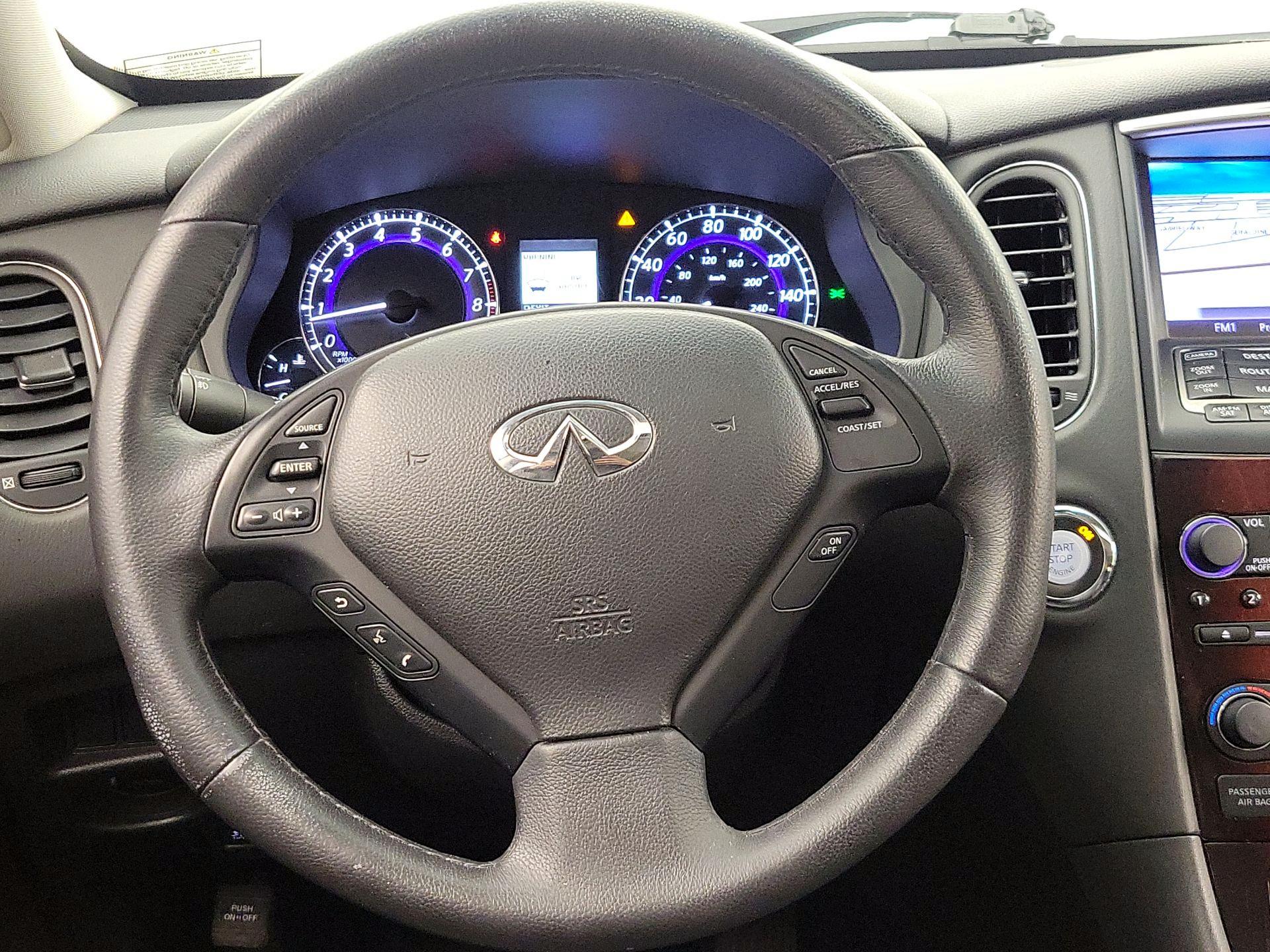 Thumbnail: 2017 INFINITI QX50 - 10