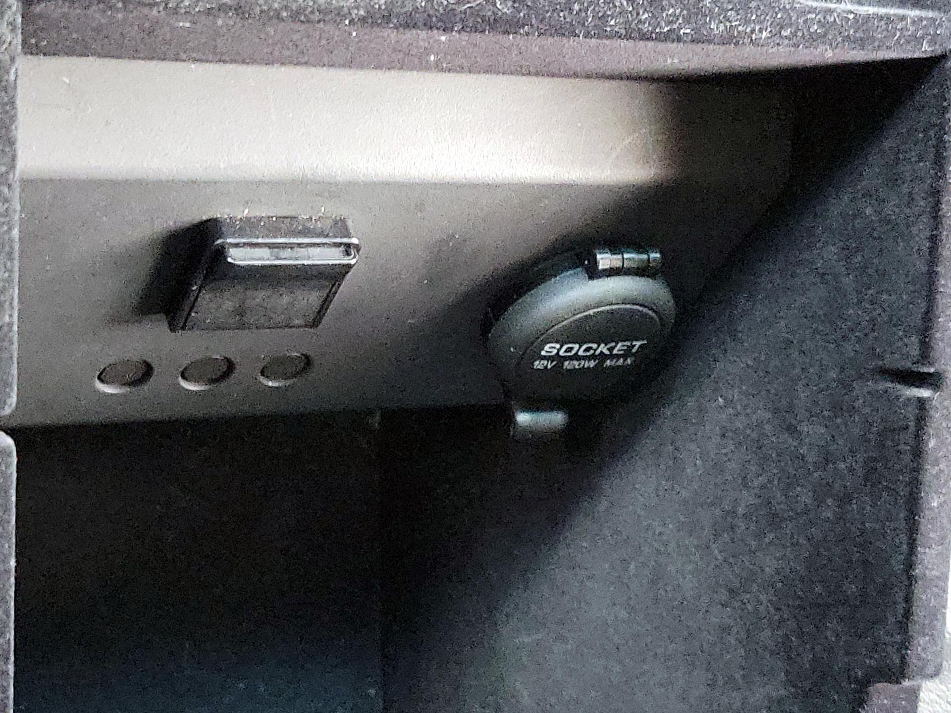 Thumbnail: 2017 INFINITI QX50 - 19