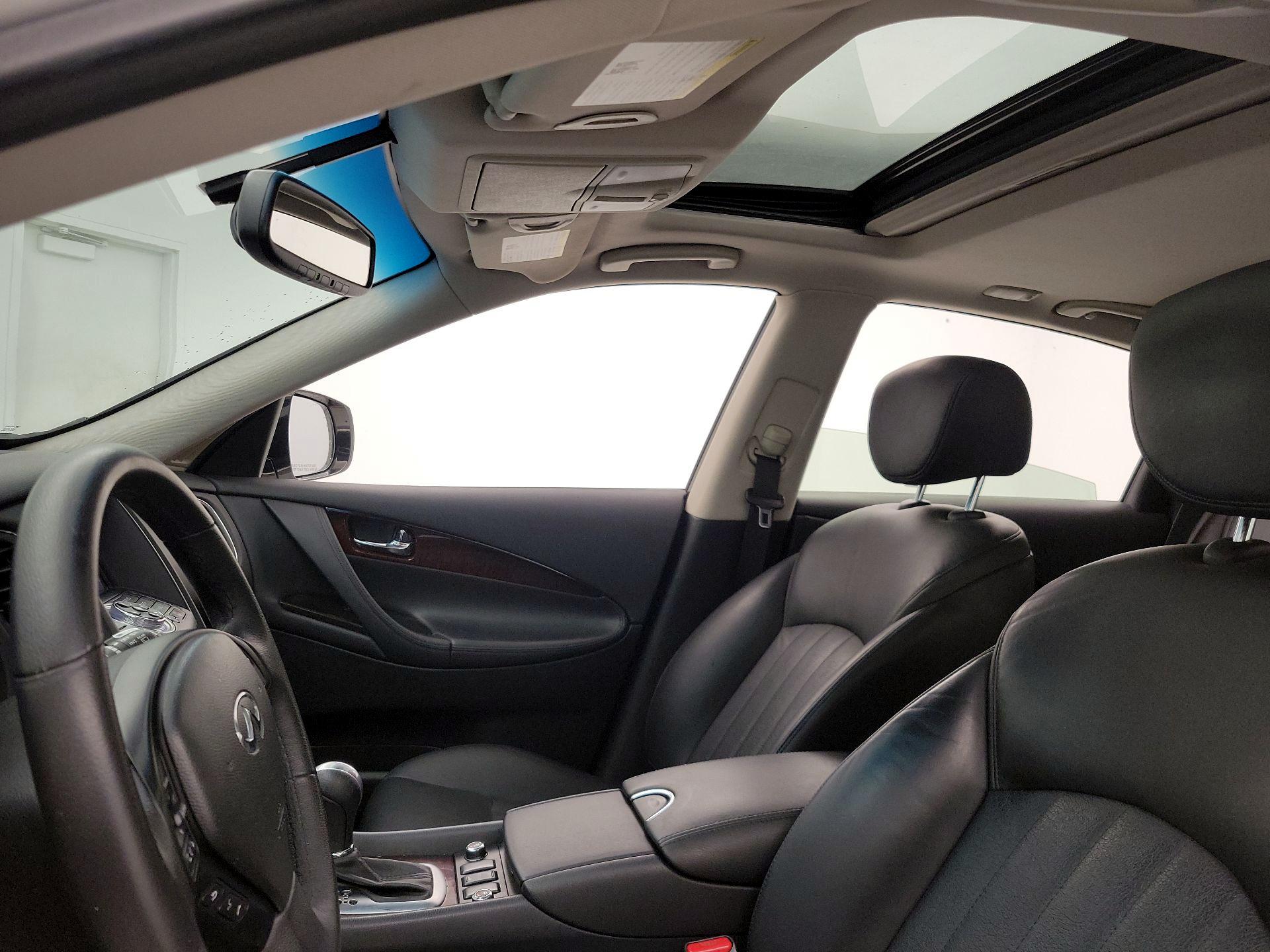 Thumbnail: 2017 INFINITI QX50 - 20