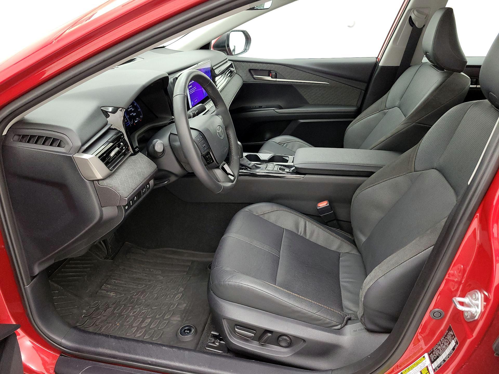 Thumbnail: 2025 Toyota Camry - 11