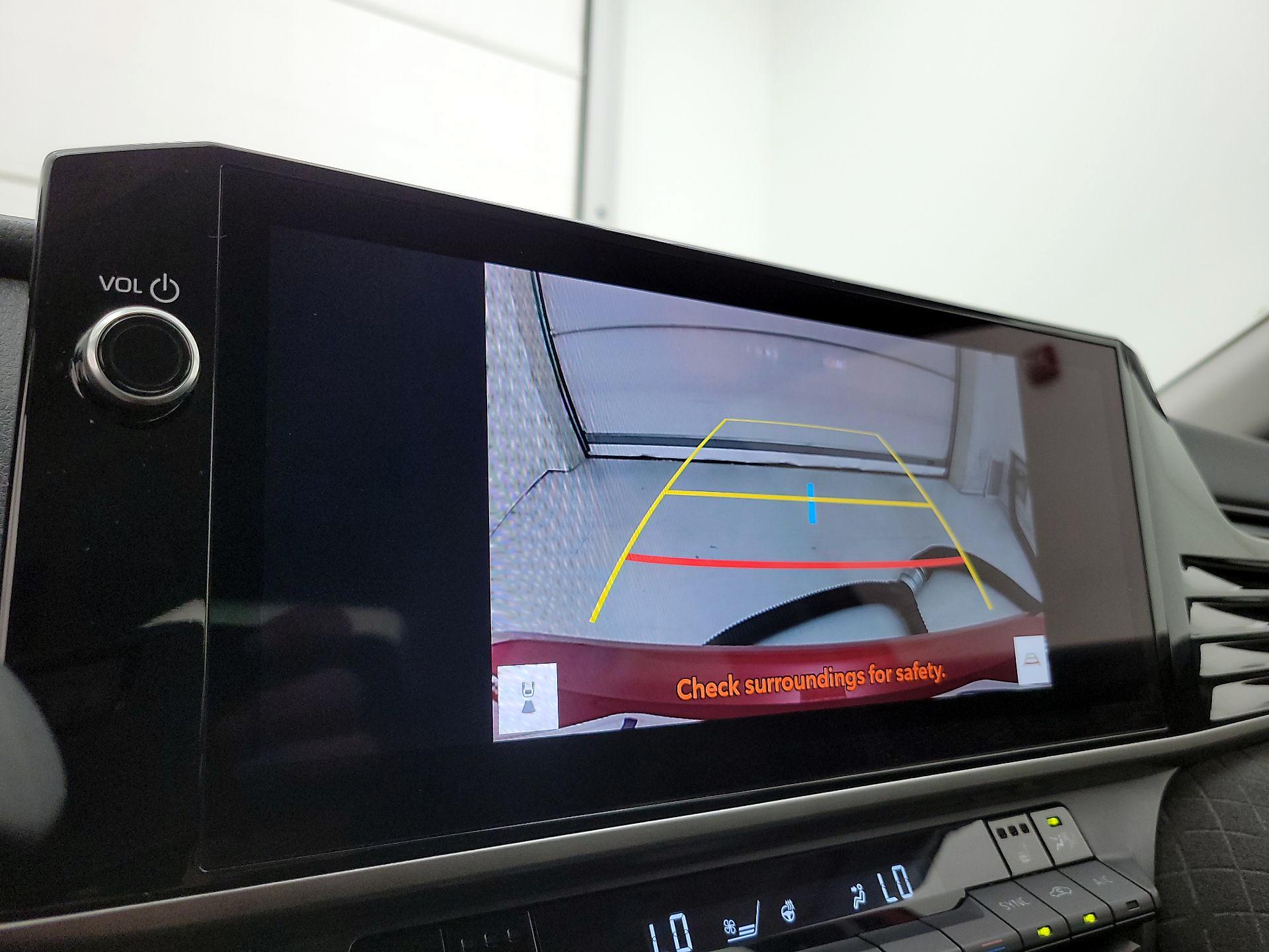 Thumbnail: 2025 Toyota Camry - 14