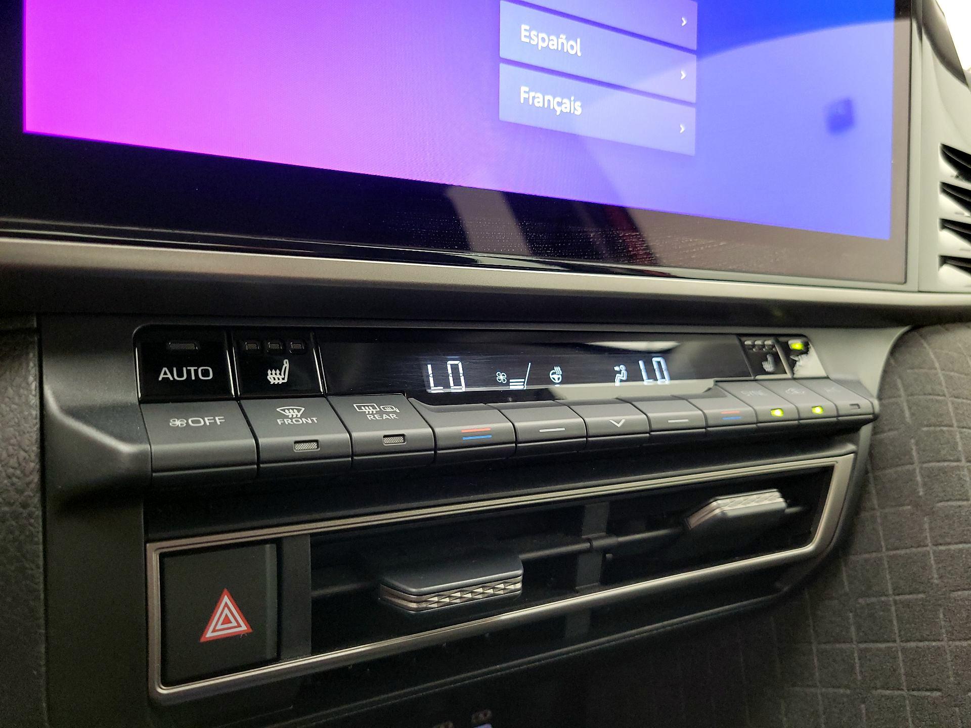 Thumbnail: 2025 Toyota Camry - 16