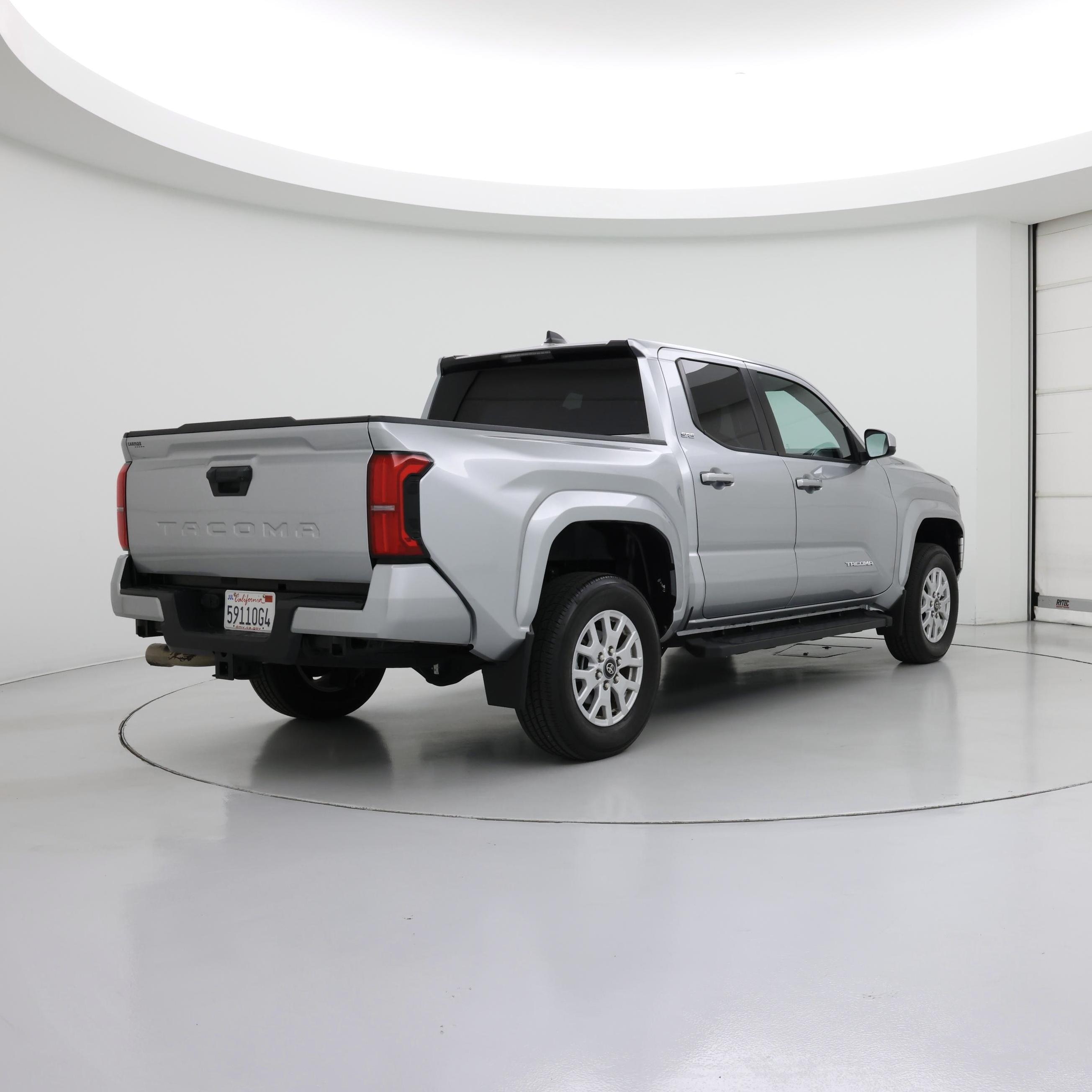 Thumbnail: 2024 Toyota Tacoma - 8