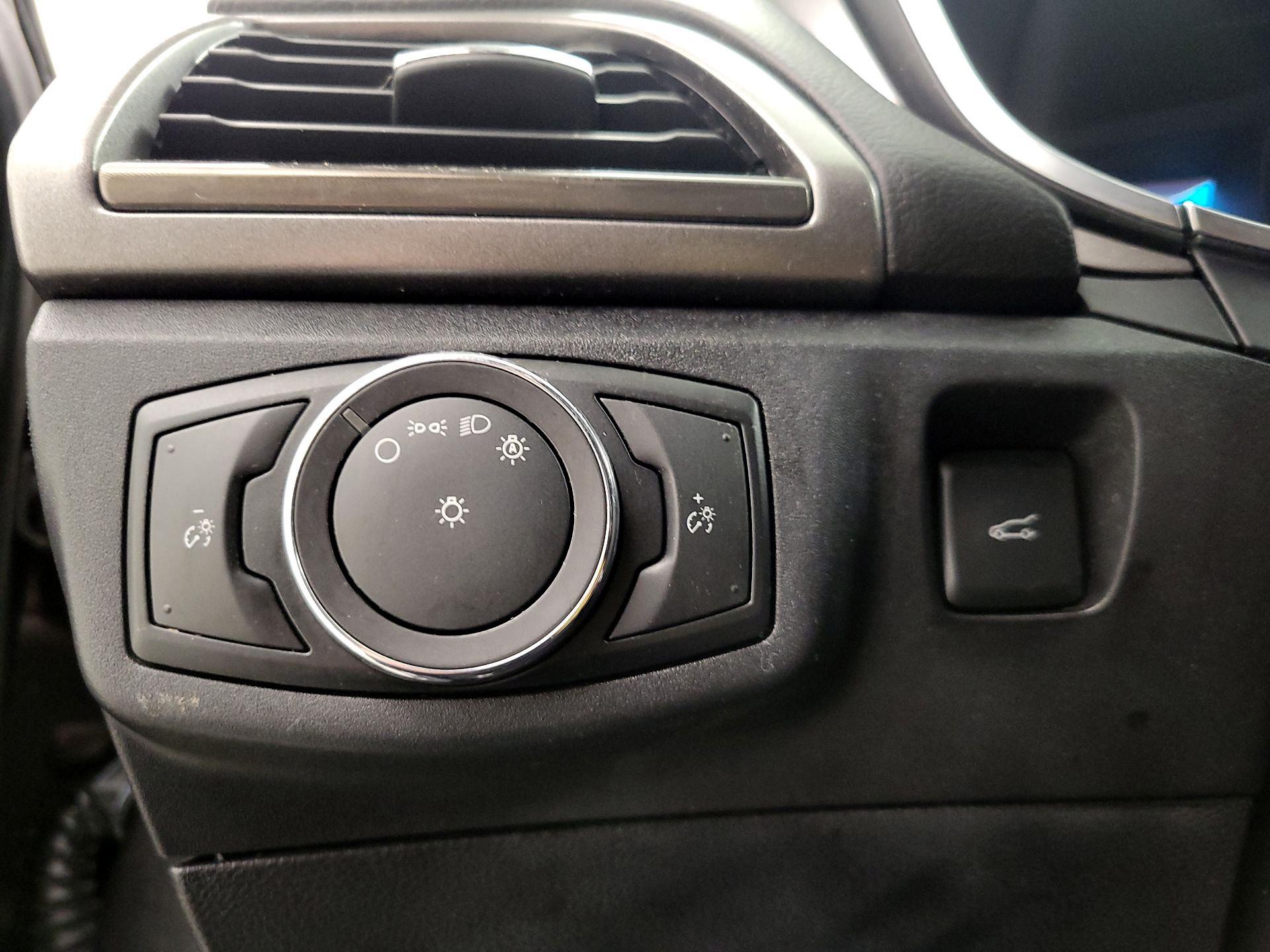 Thumbnail: 2018 Ford Fusion - 13