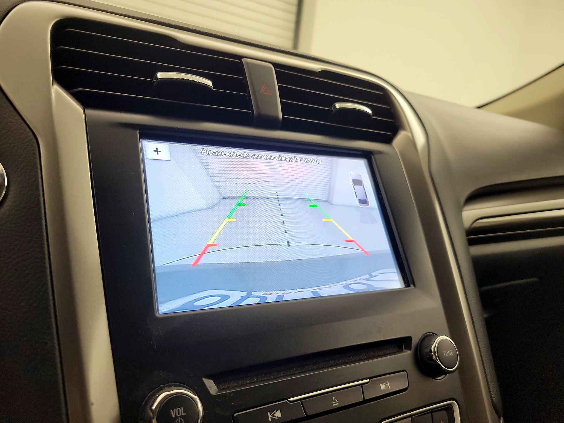 Thumbnail: 2018 Ford Fusion - 14