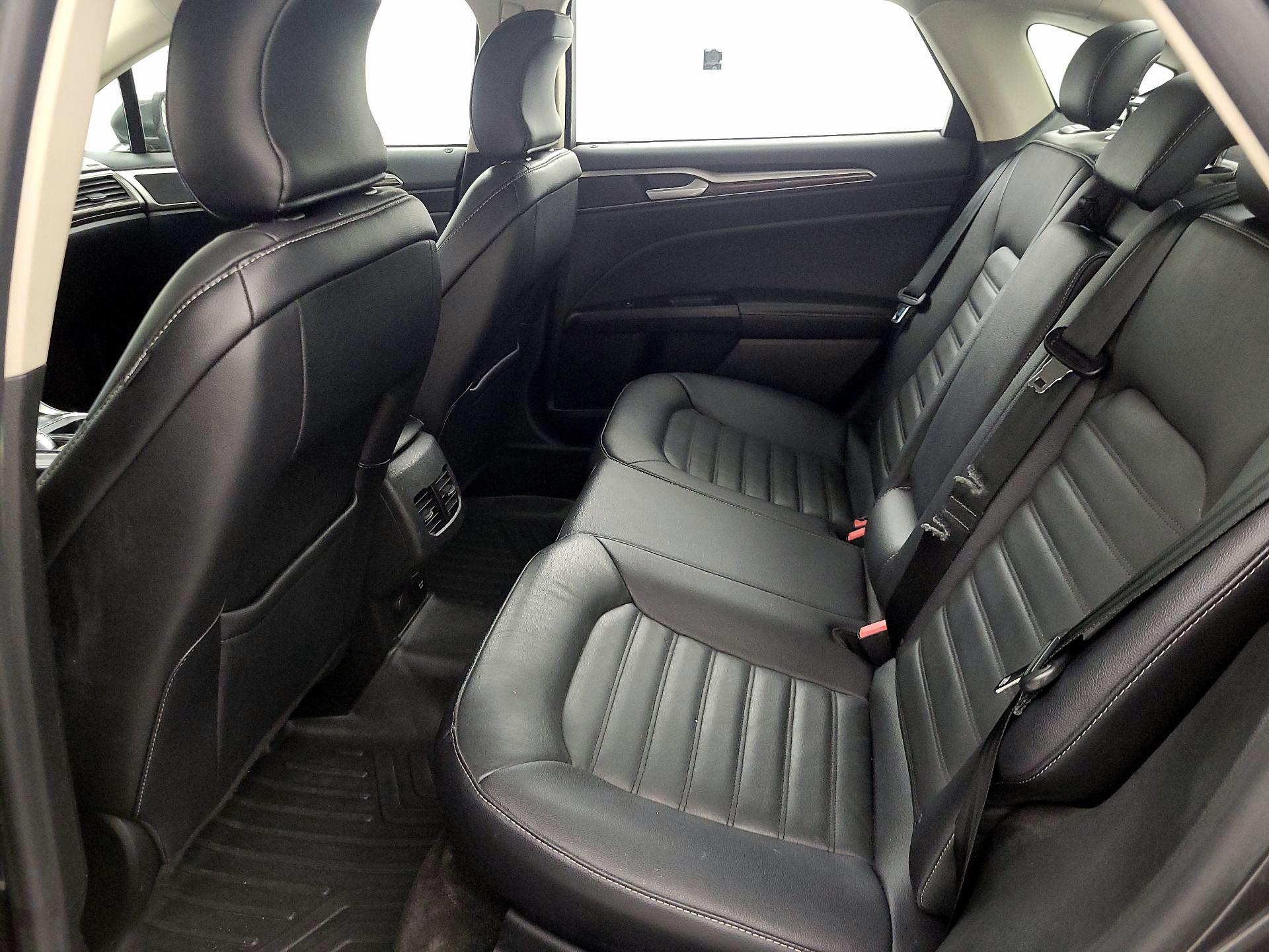 Thumbnail: 2018 Ford Fusion - 19