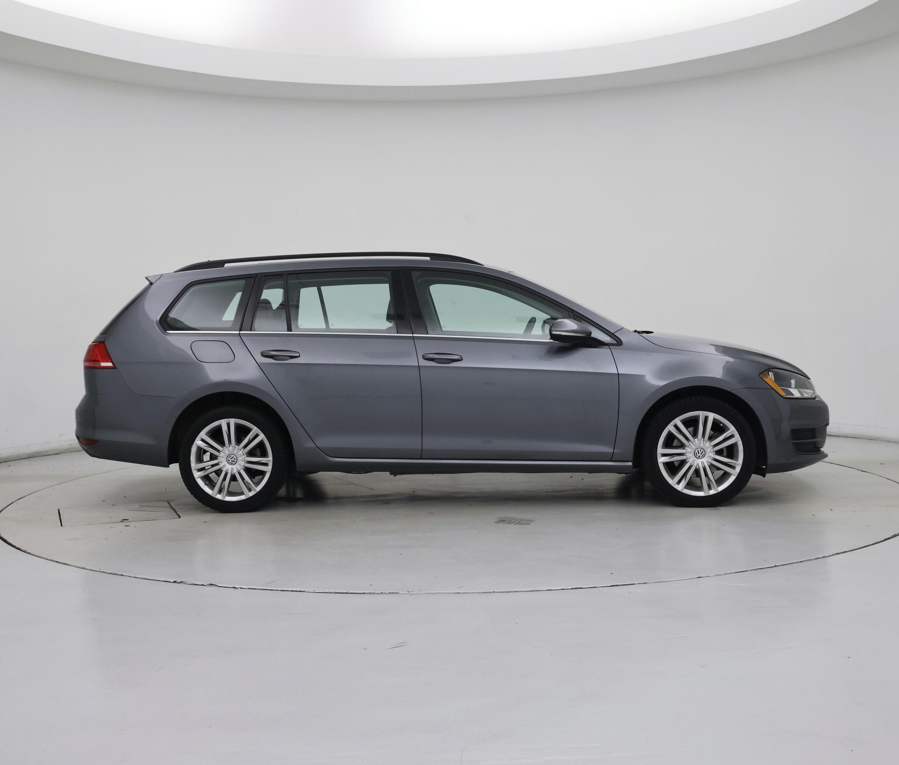 Thumbnail: 2016 Volkswagen Golf - 7