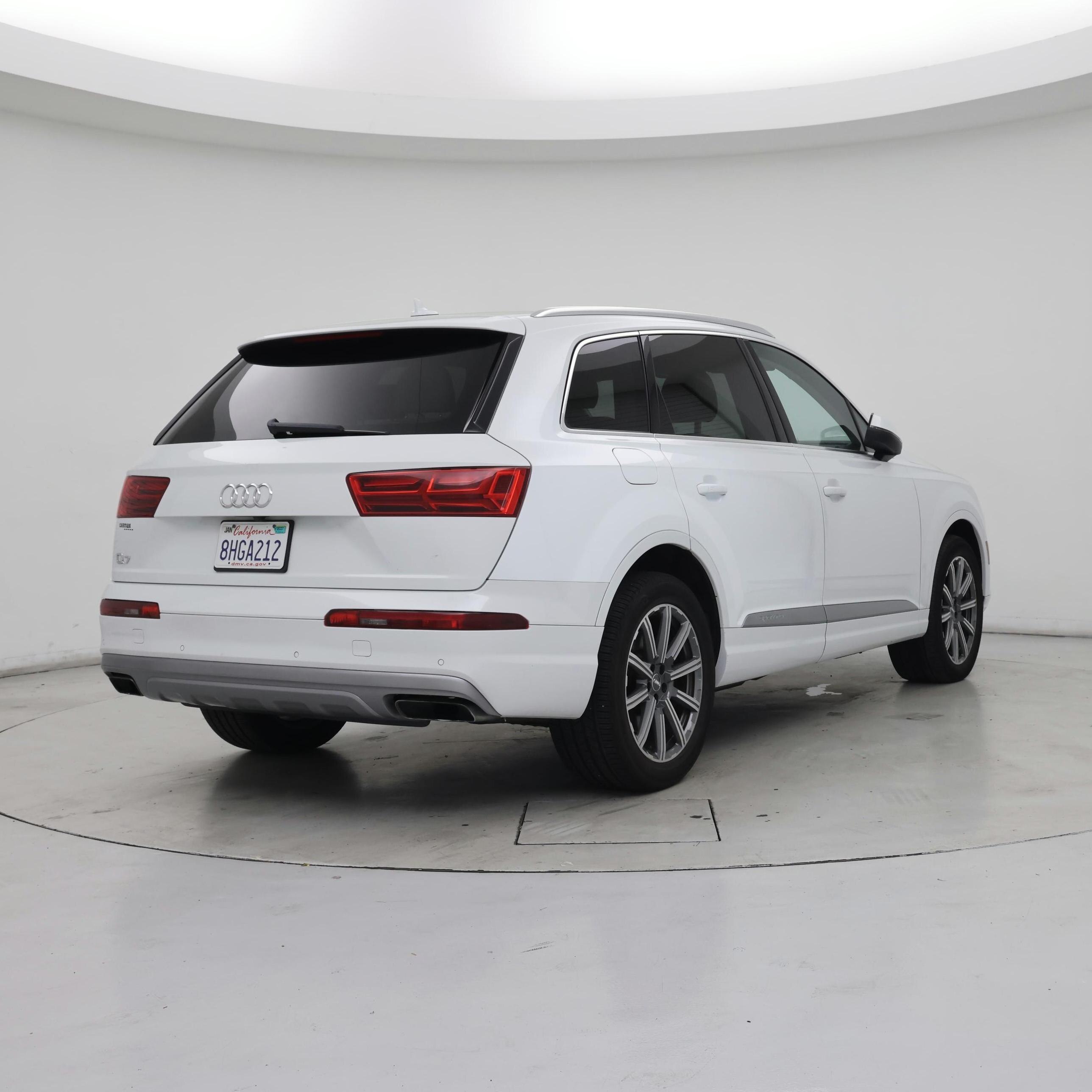 Thumbnail: 2019 Audi Q7 - 8