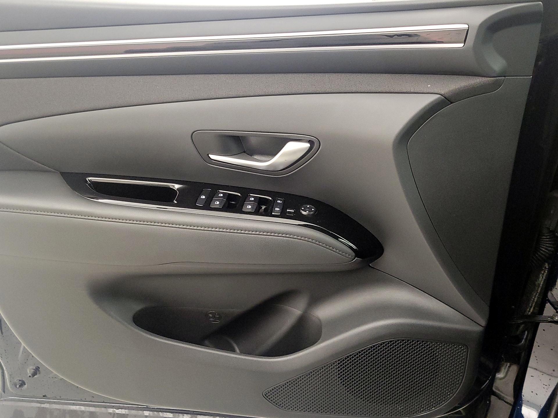 Thumbnail: 2024 Hyundai Tucson - 12