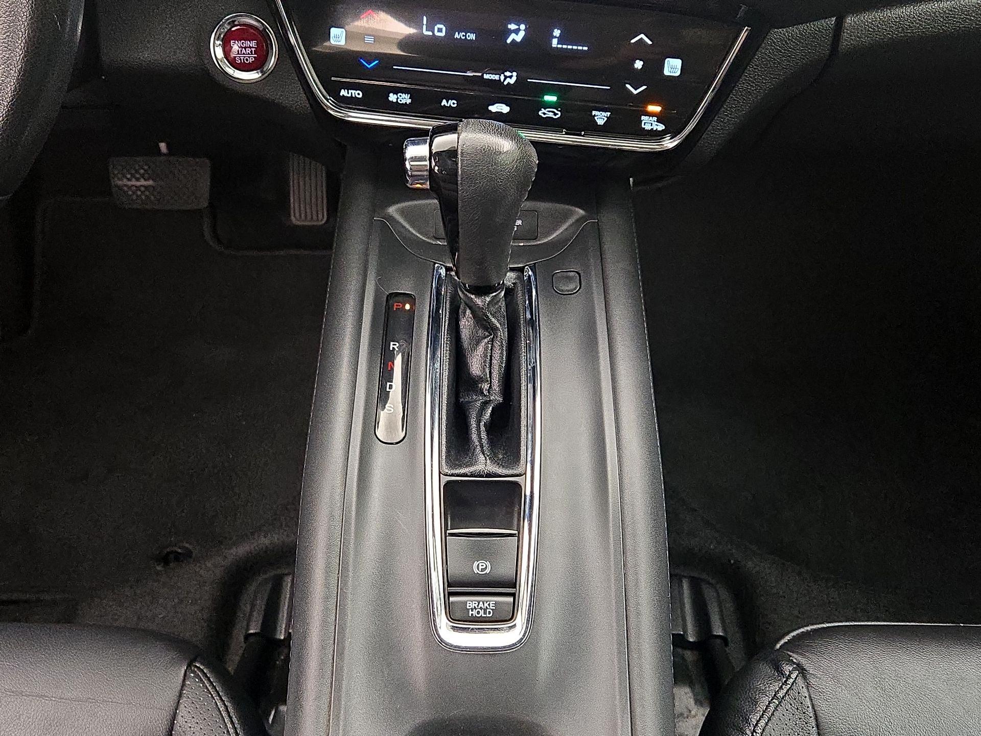 Thumbnail: 2016 Honda HR-V - 16