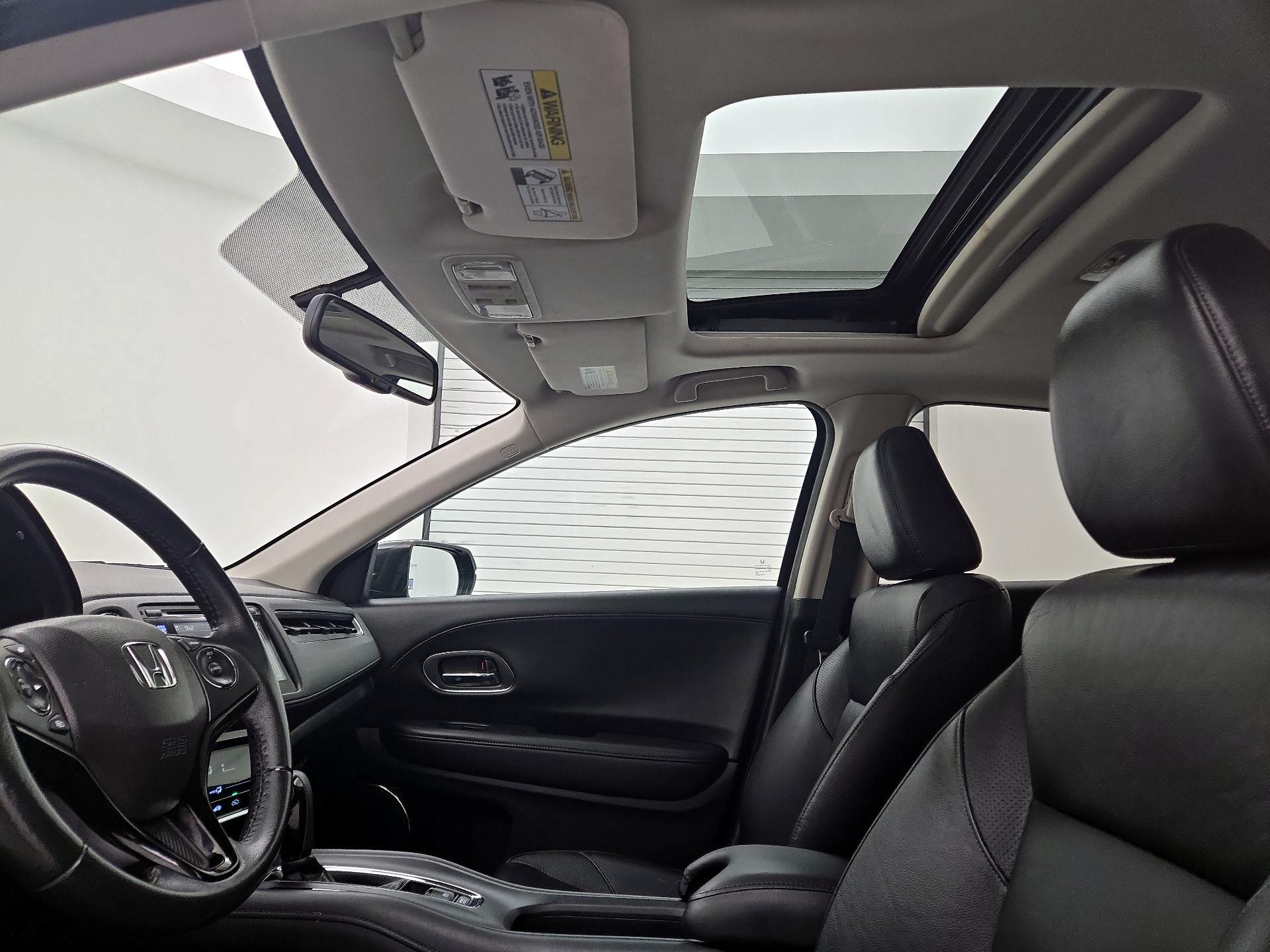 Thumbnail: 2016 Honda HR-V - 17