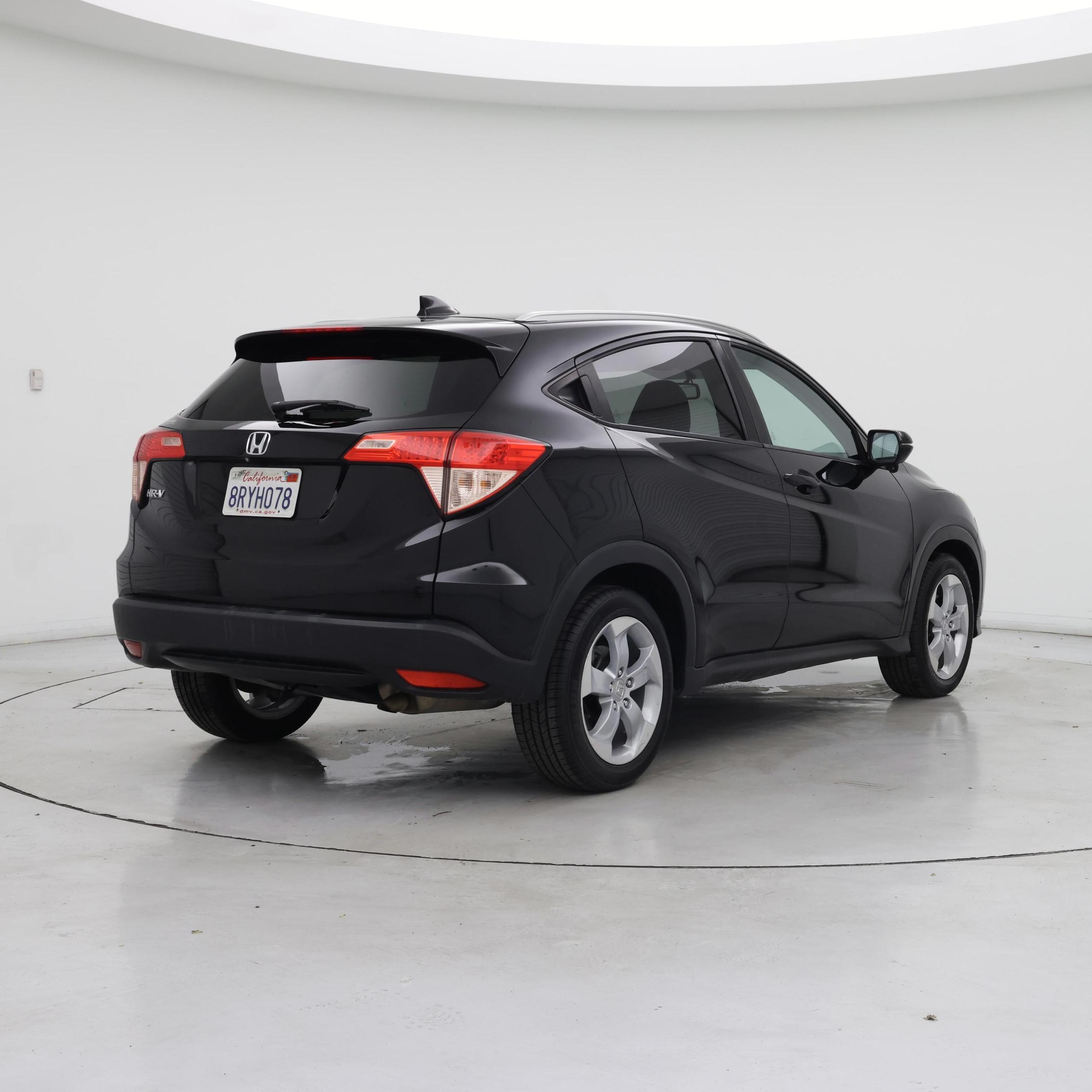 Thumbnail: 2016 Honda HR-V - 8