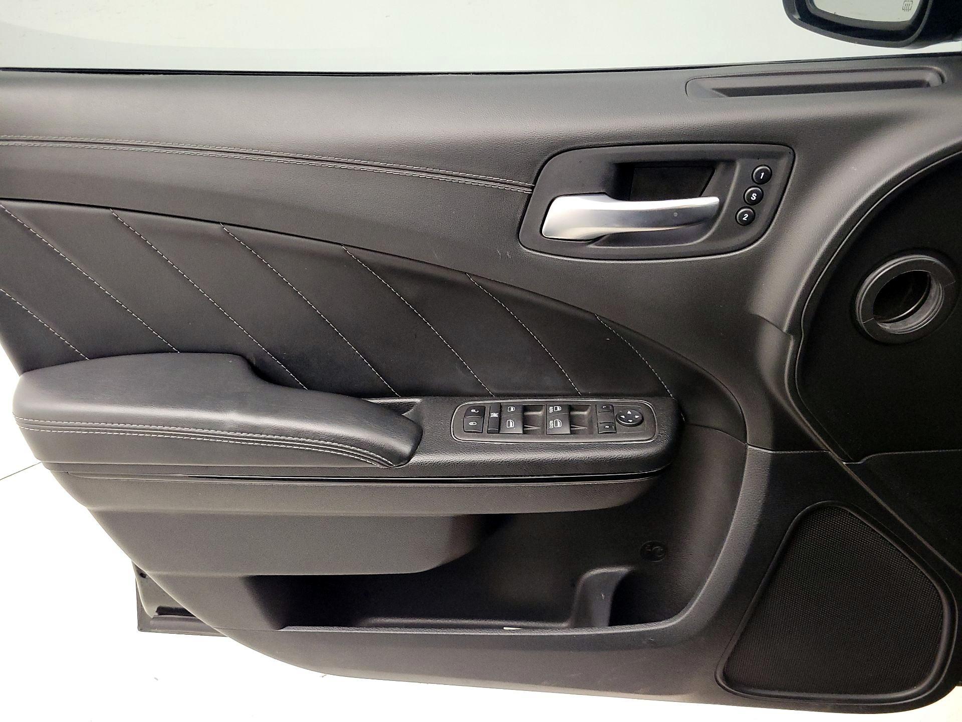 Thumbnail: 2022 Dodge Charger - 12