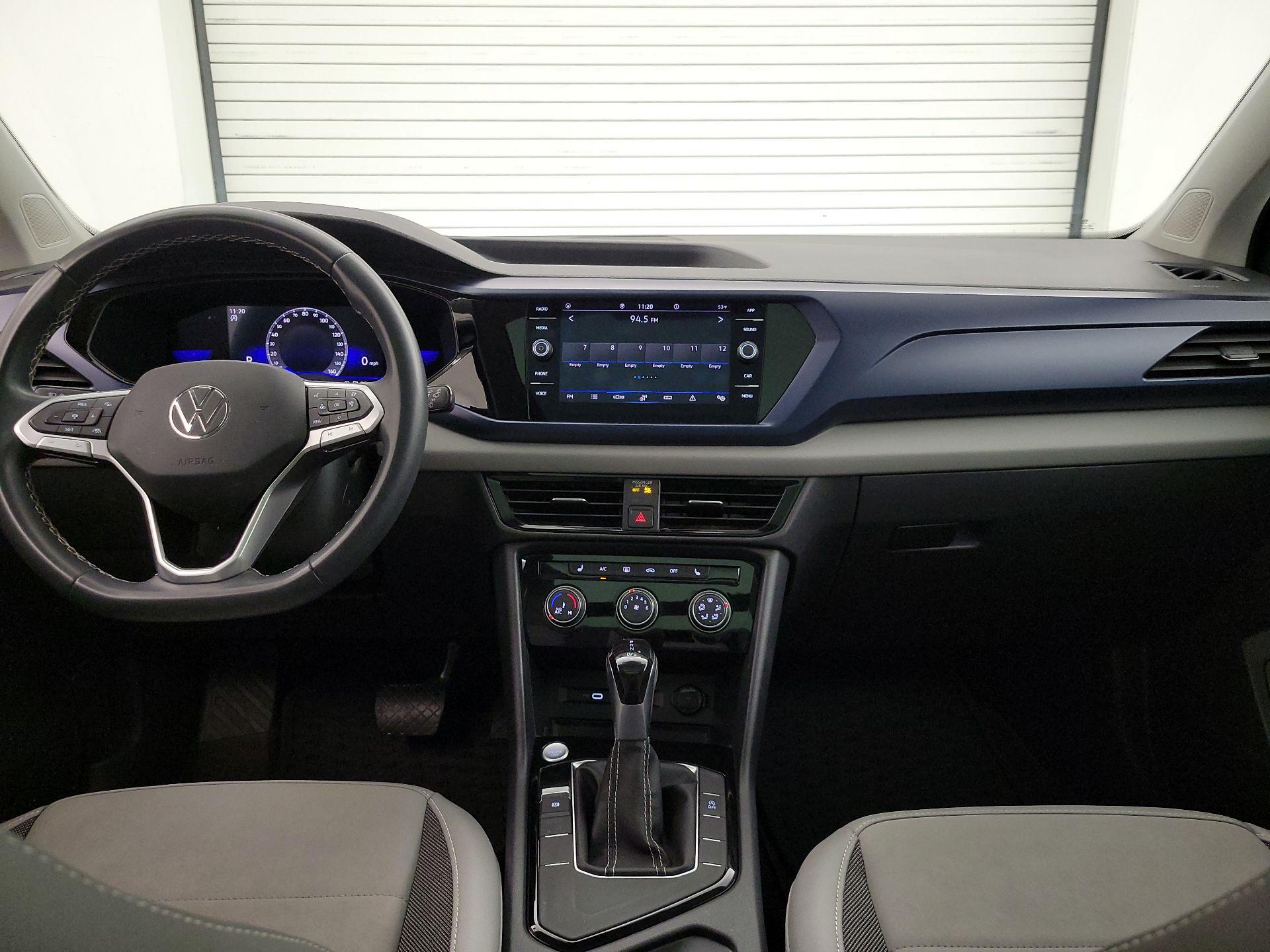 Thumbnail: 2023 Volkswagen Taos - 9