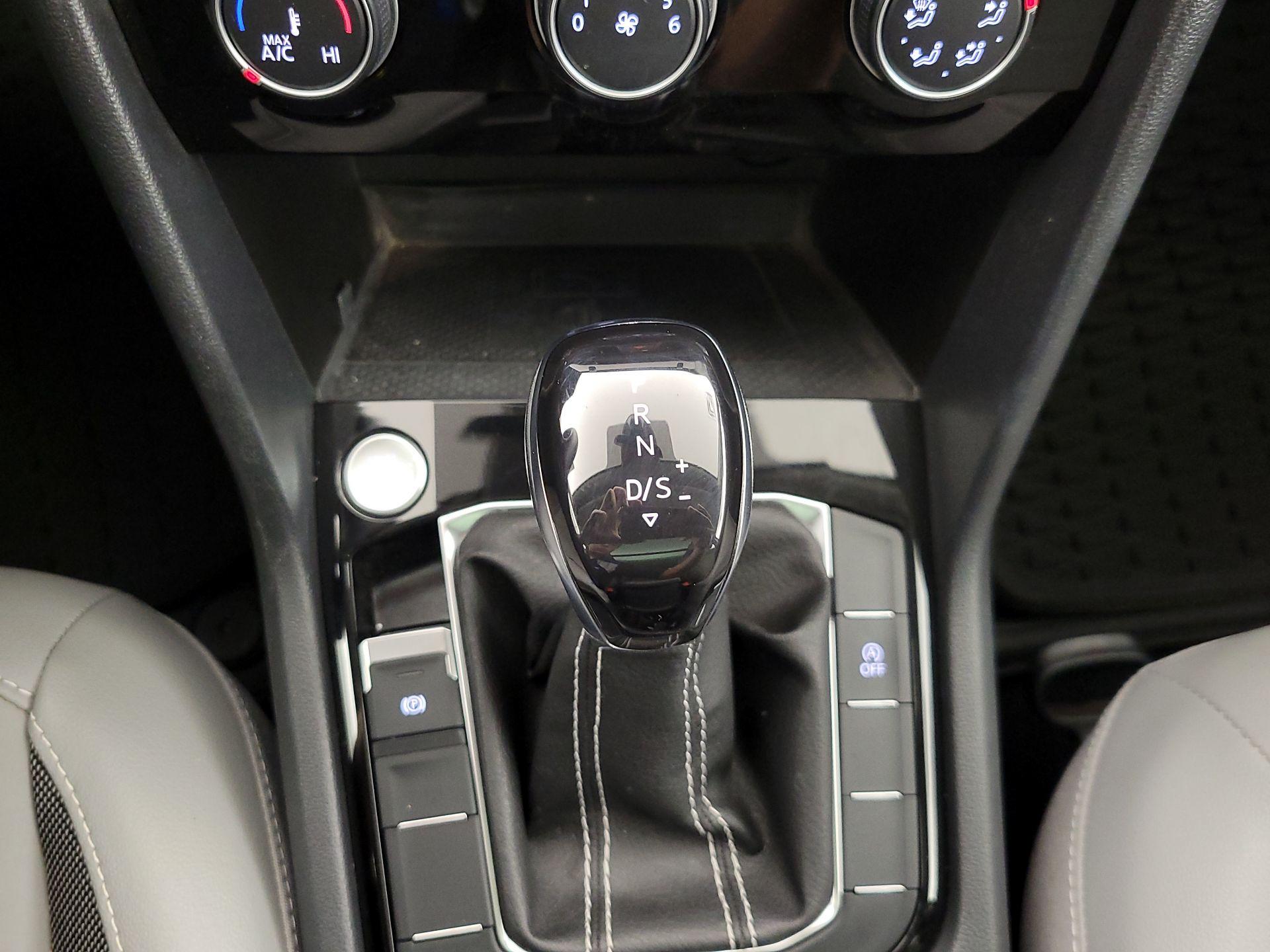 Thumbnail: 2023 Volkswagen Taos - 17