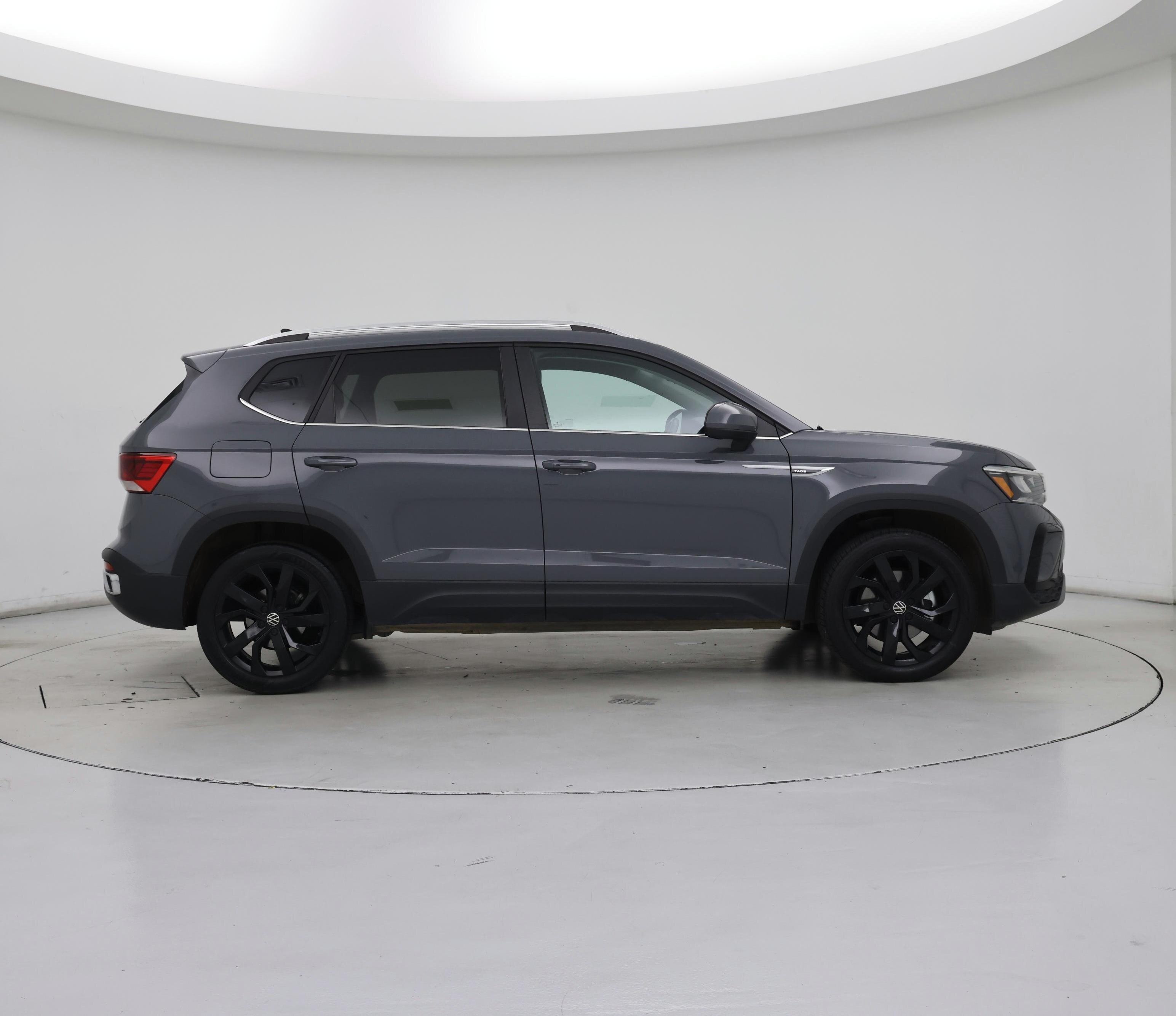 Thumbnail: 2023 Volkswagen Taos - 7