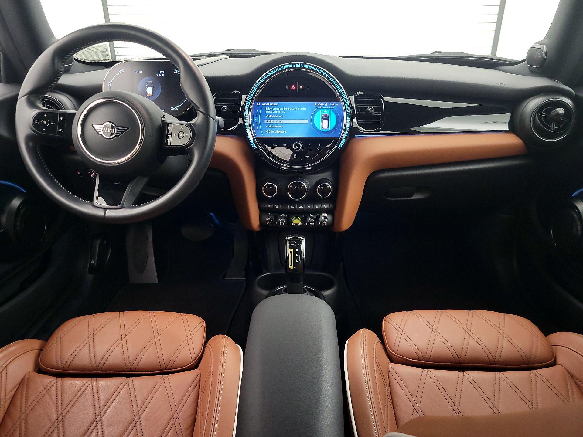 Thumbnail: 2023 MINI Cooper Hardtop - 9