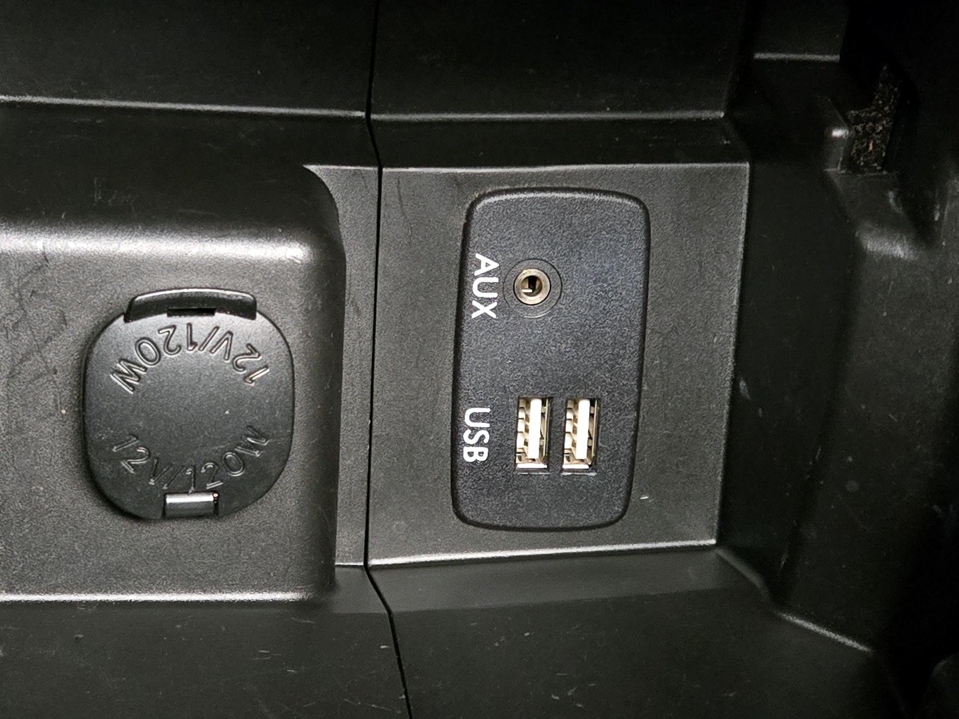 Thumbnail: 2015 Subaru XV Crosstrek - 18