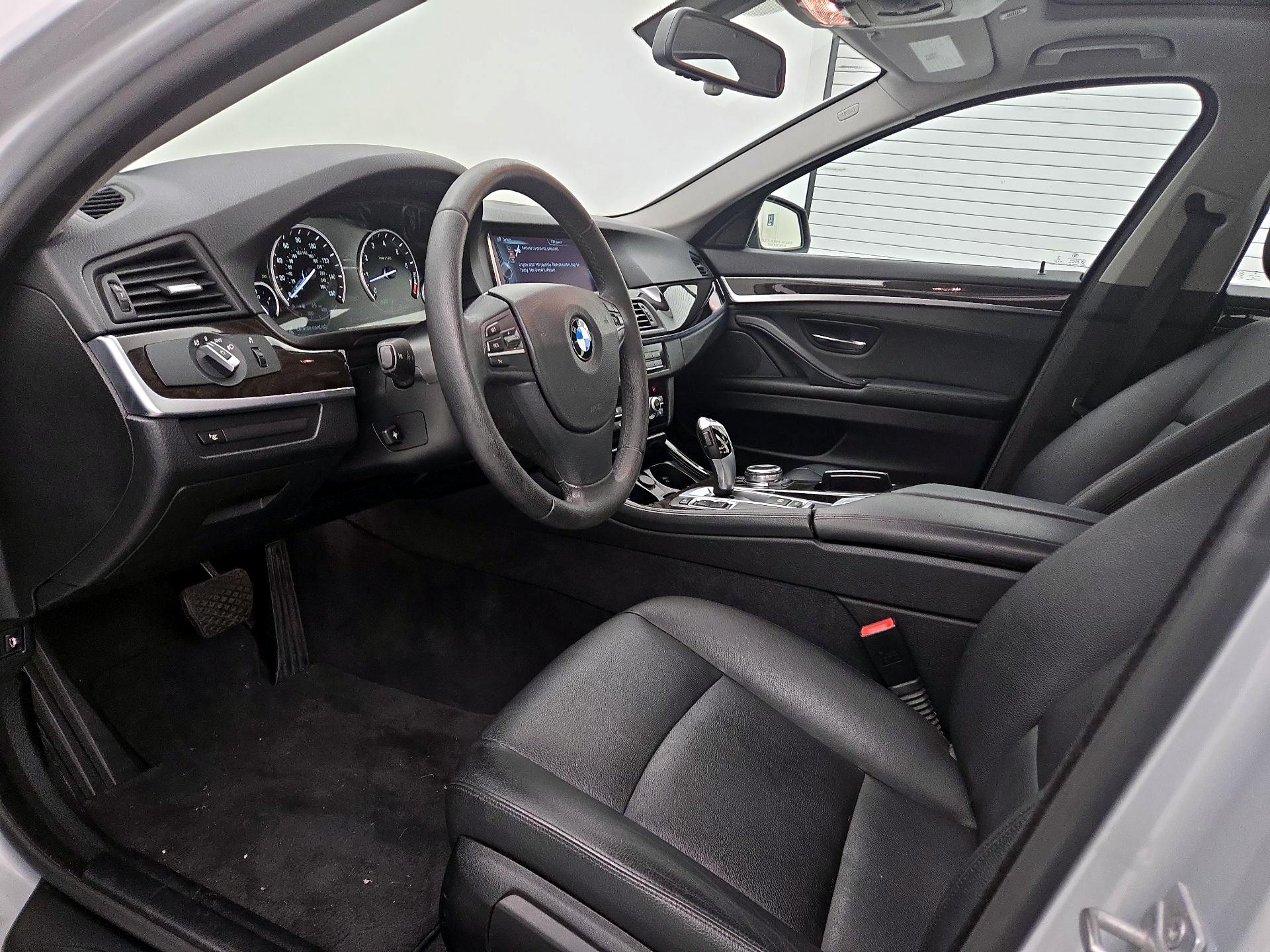 Thumbnail: 2014 BMW 5 Series - 11