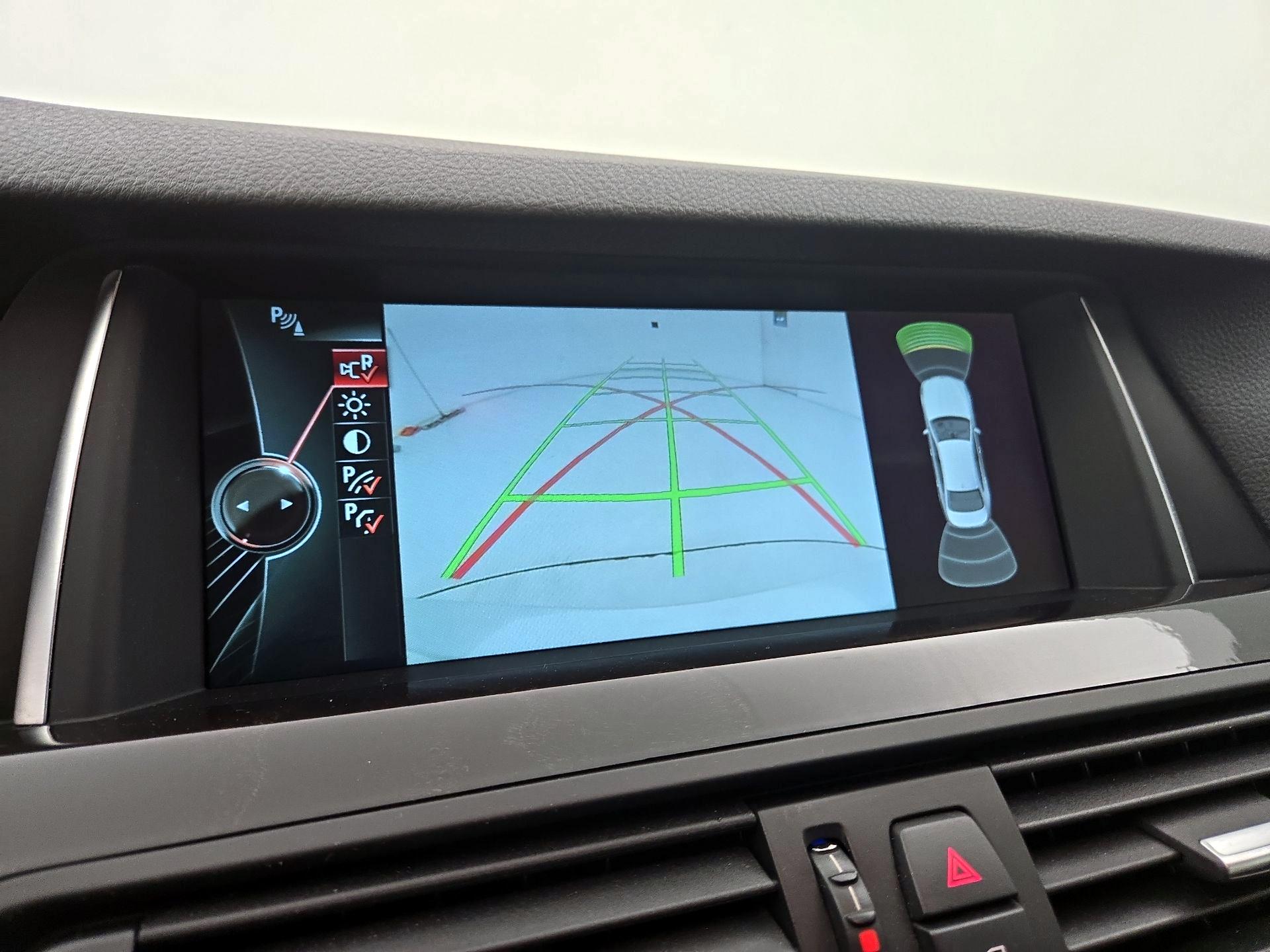 Thumbnail: 2014 BMW 5 Series - 14