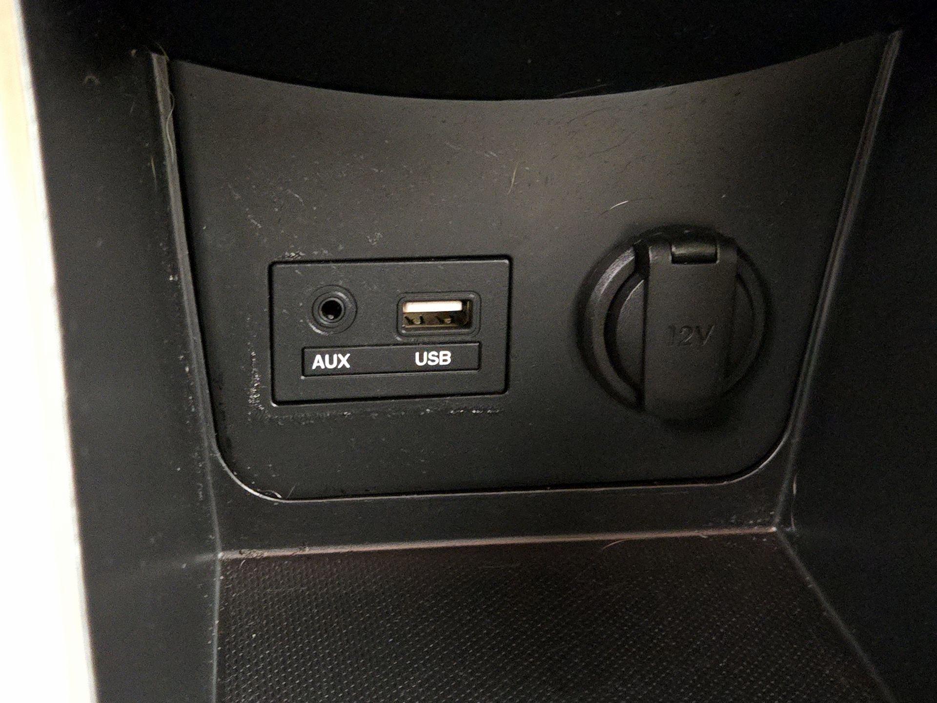 Thumbnail: 2016 Hyundai Accent - 17