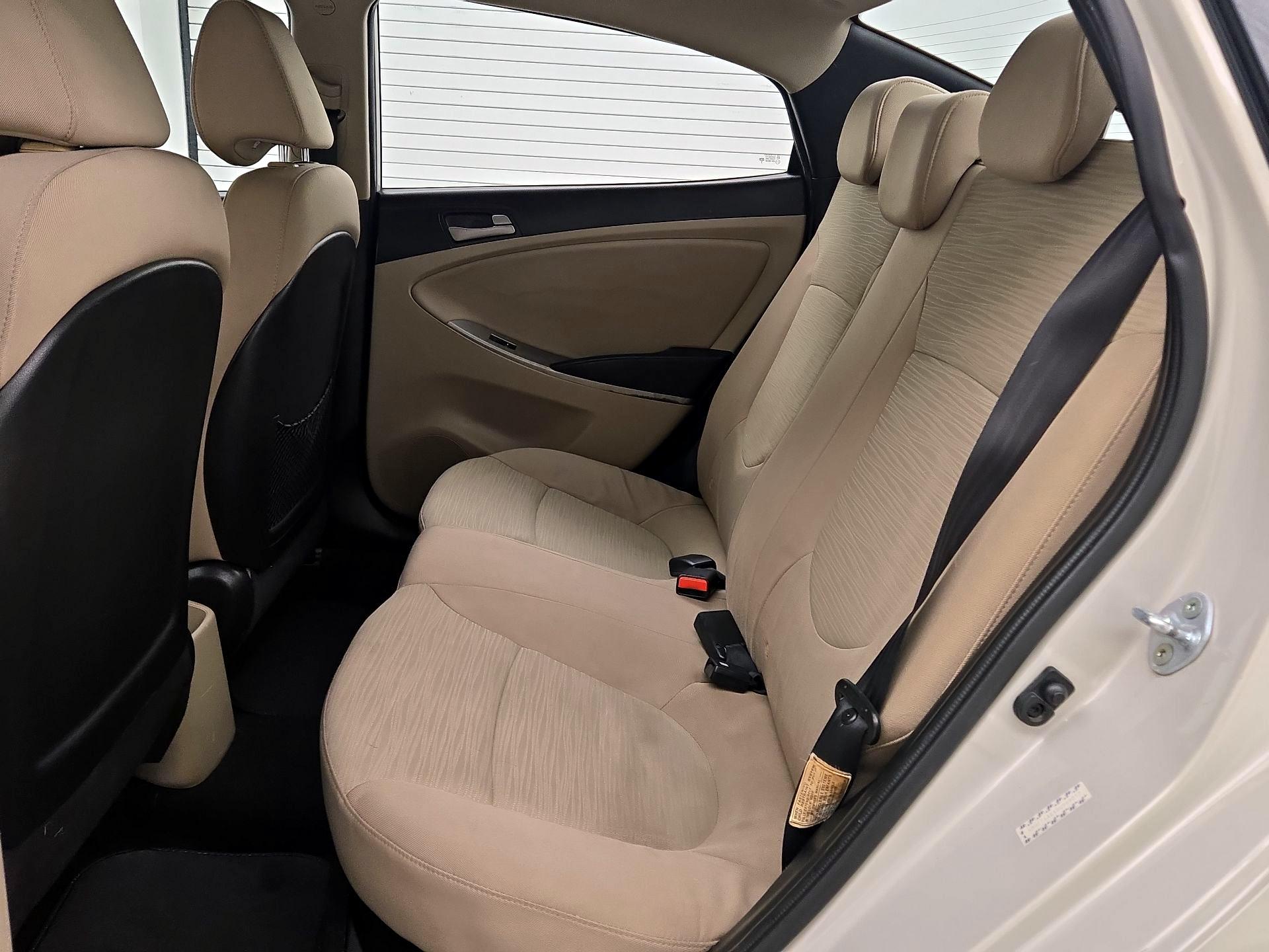 Thumbnail: 2016 Hyundai Accent - 18