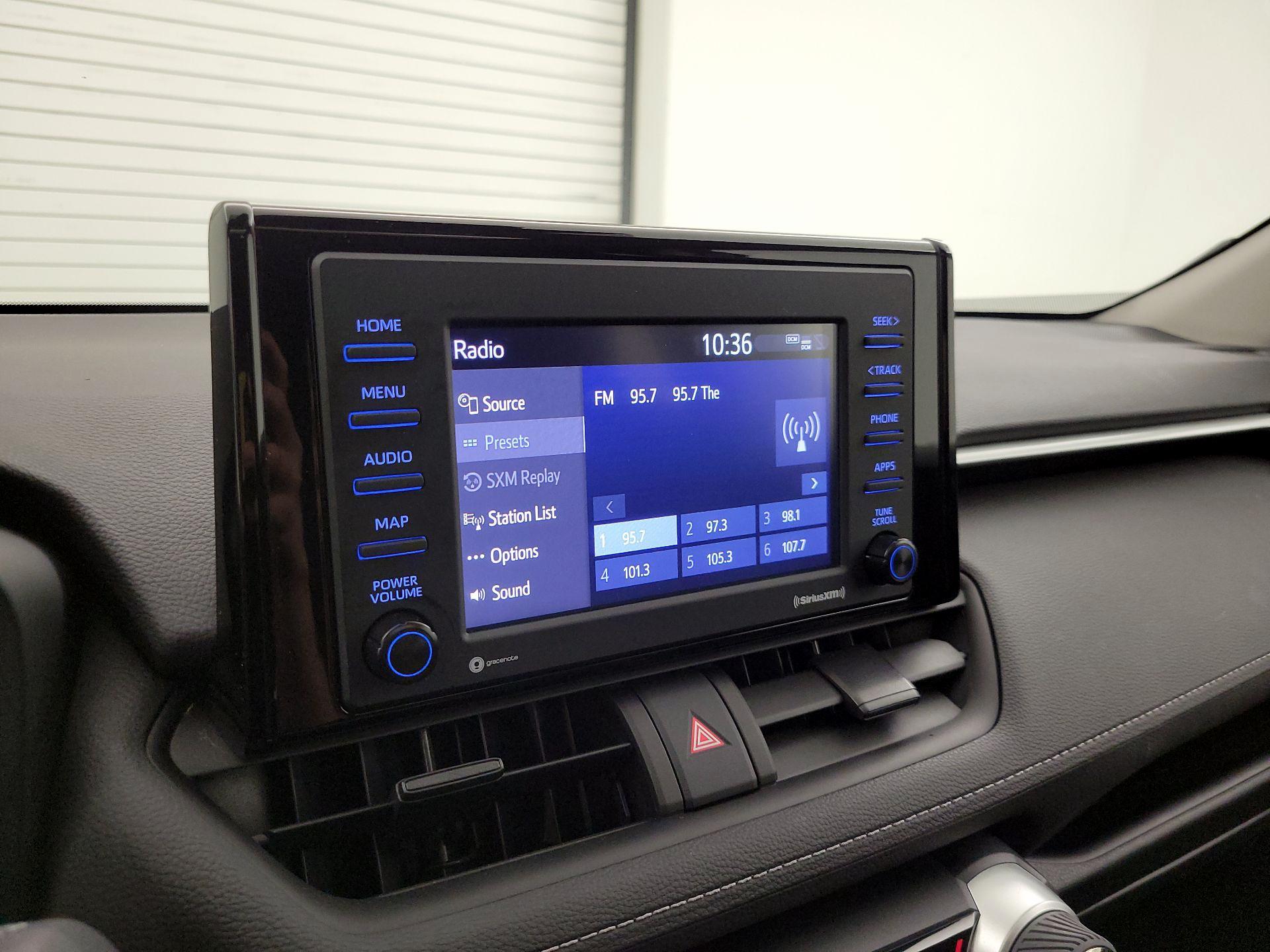 Thumbnail: 2022 Toyota RAV4 - 15