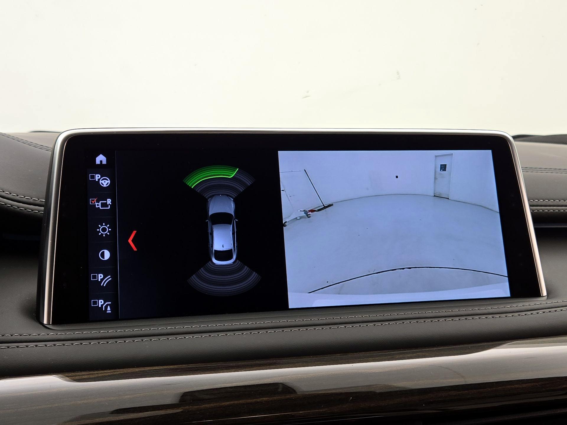 Thumbnail: 2019 BMW X6 - 15