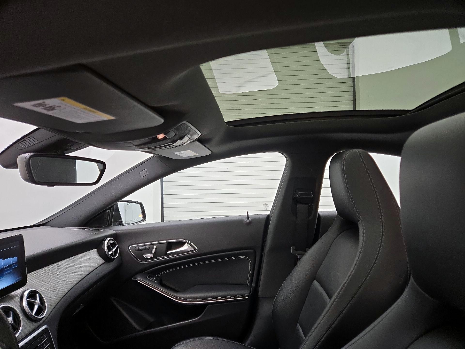 Thumbnail: 2018 Mercedes-Benz CLA - 19