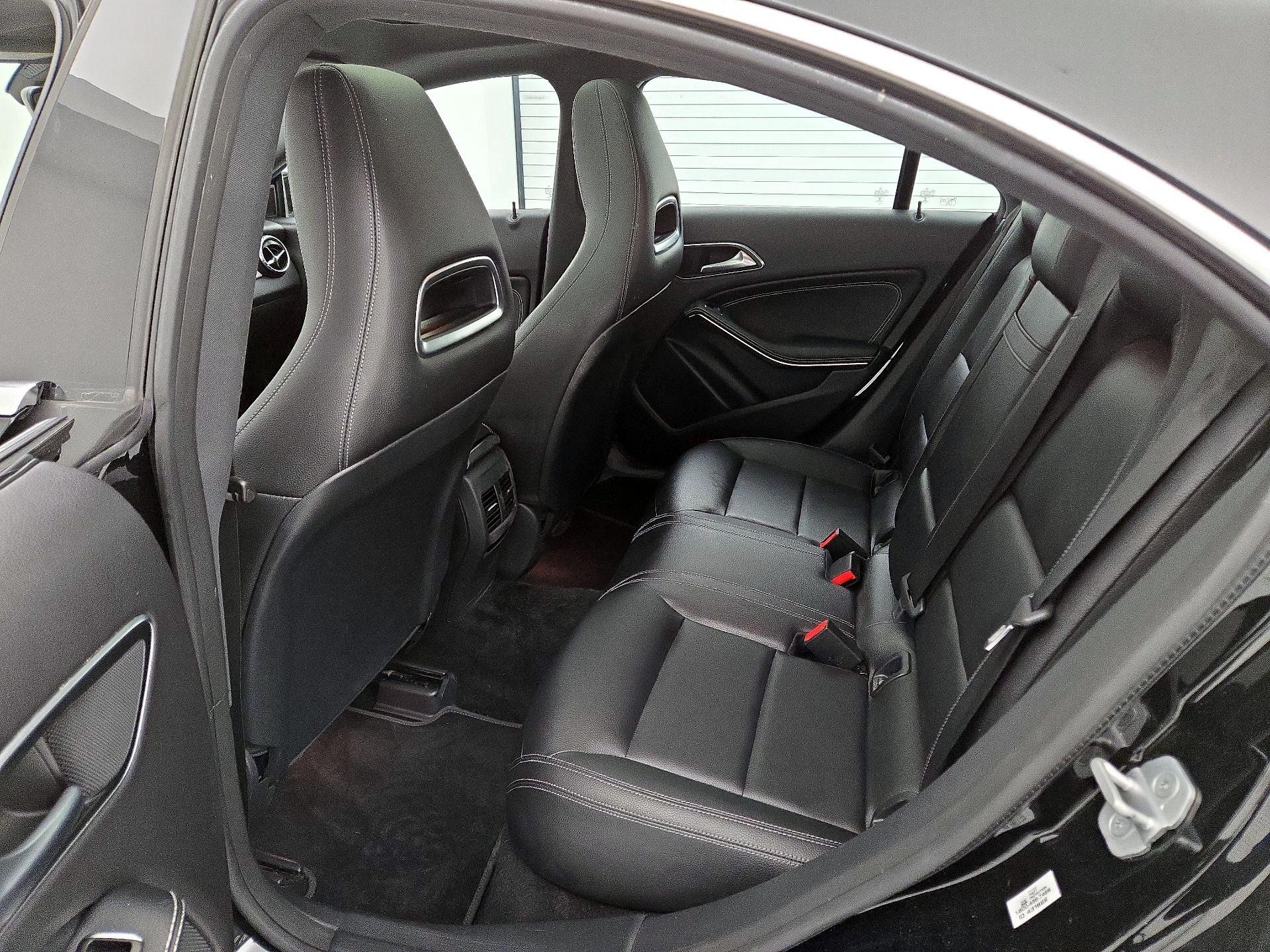 Thumbnail: 2018 Mercedes-Benz CLA - 20