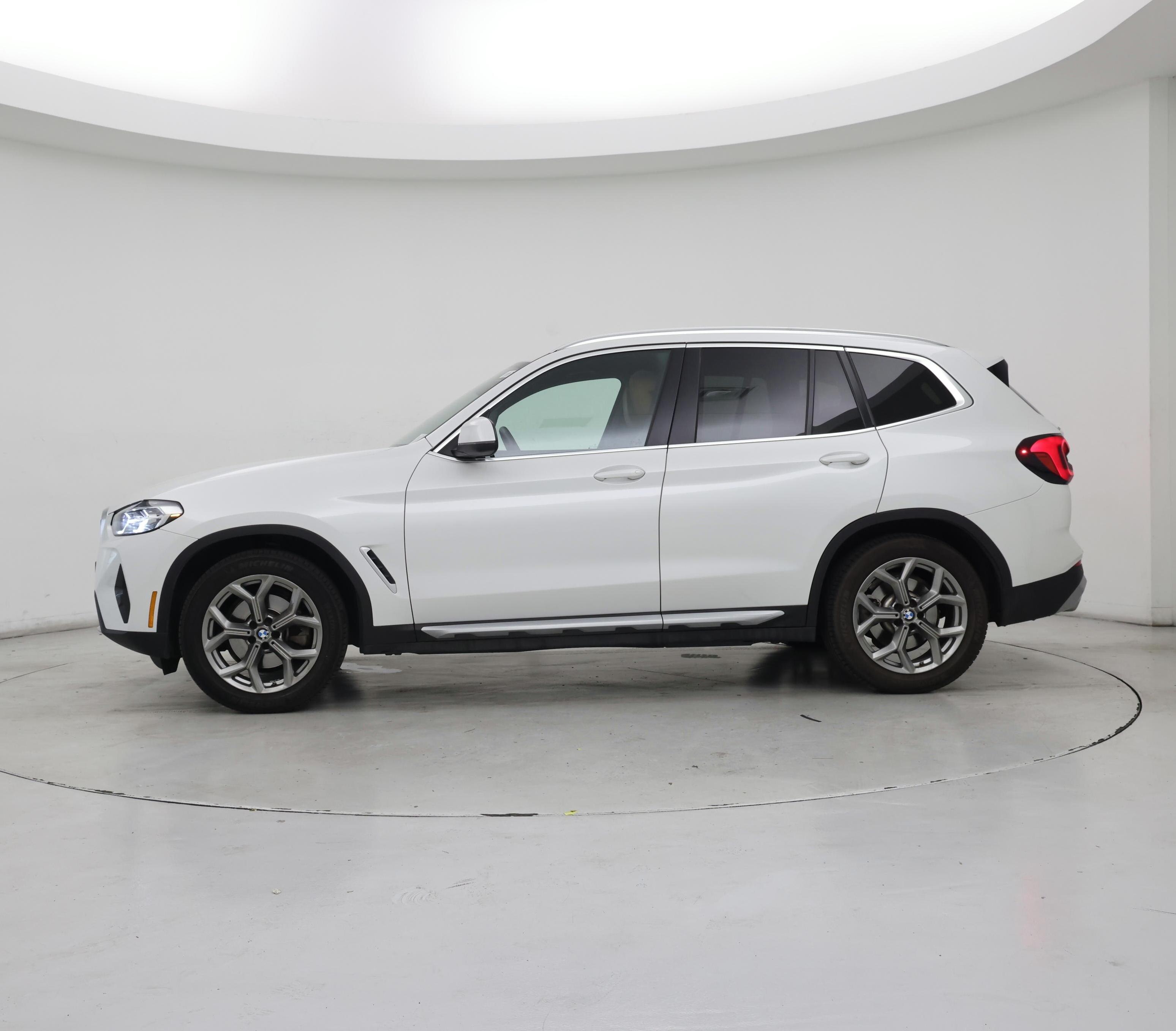 Thumbnail: 2022 BMW X3 - 3