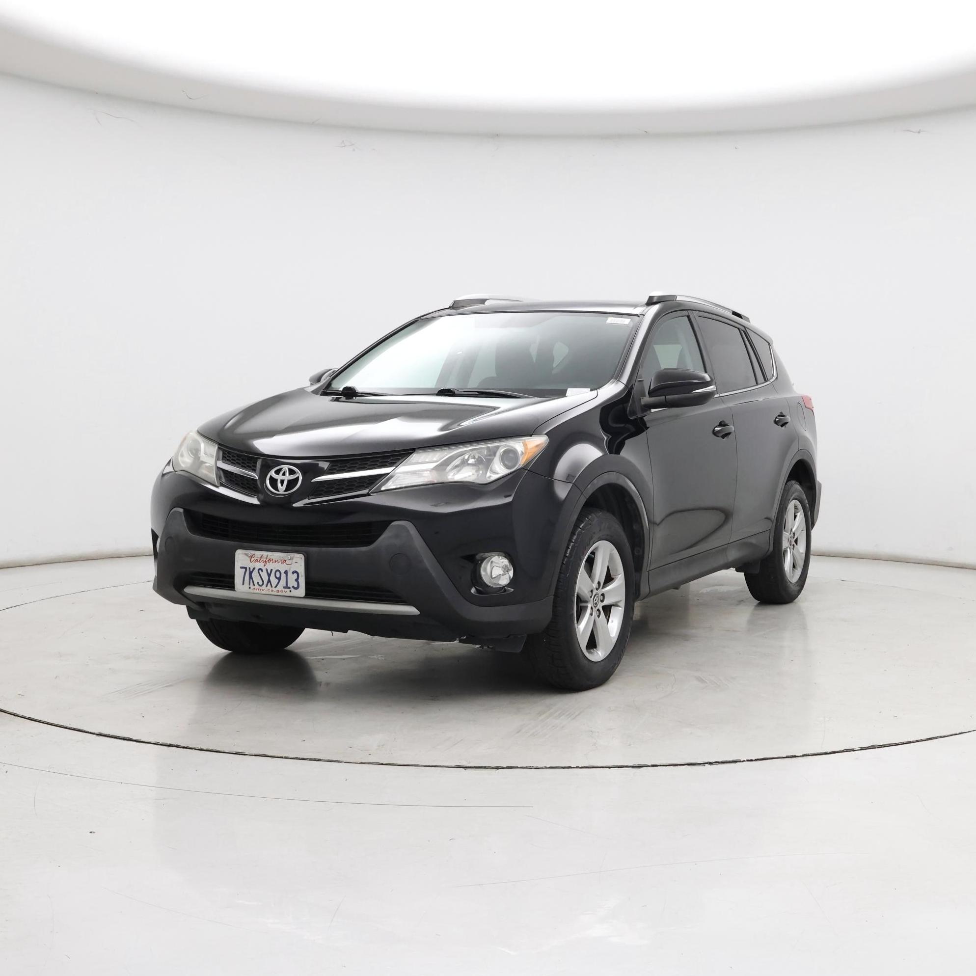 Thumbnail: 2015 Toyota RAV4 - 4