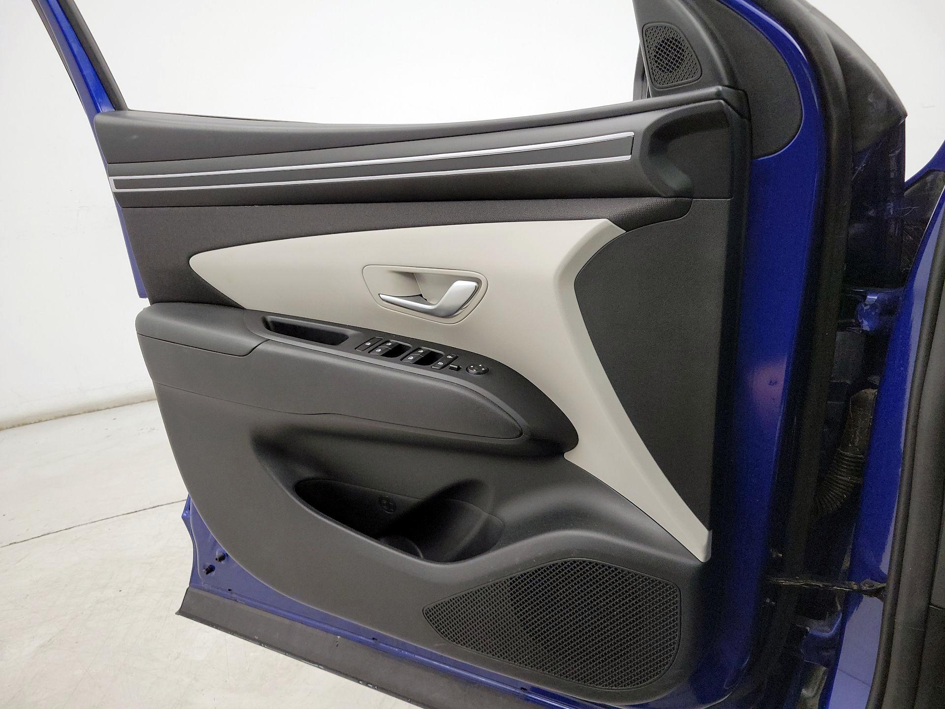 Thumbnail: 2023 Hyundai Tucson - 12