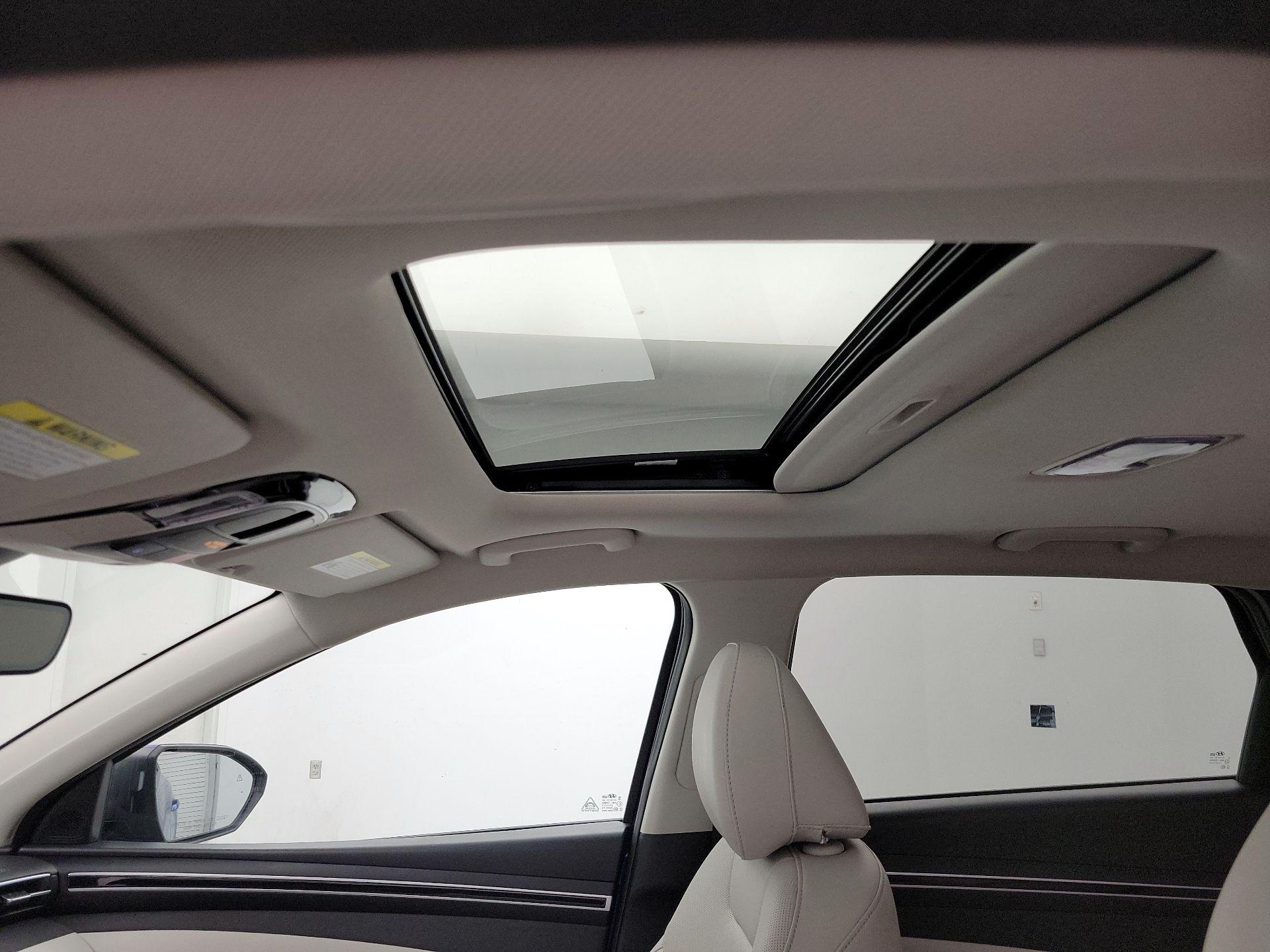 Thumbnail: 2023 Hyundai Tucson - 19