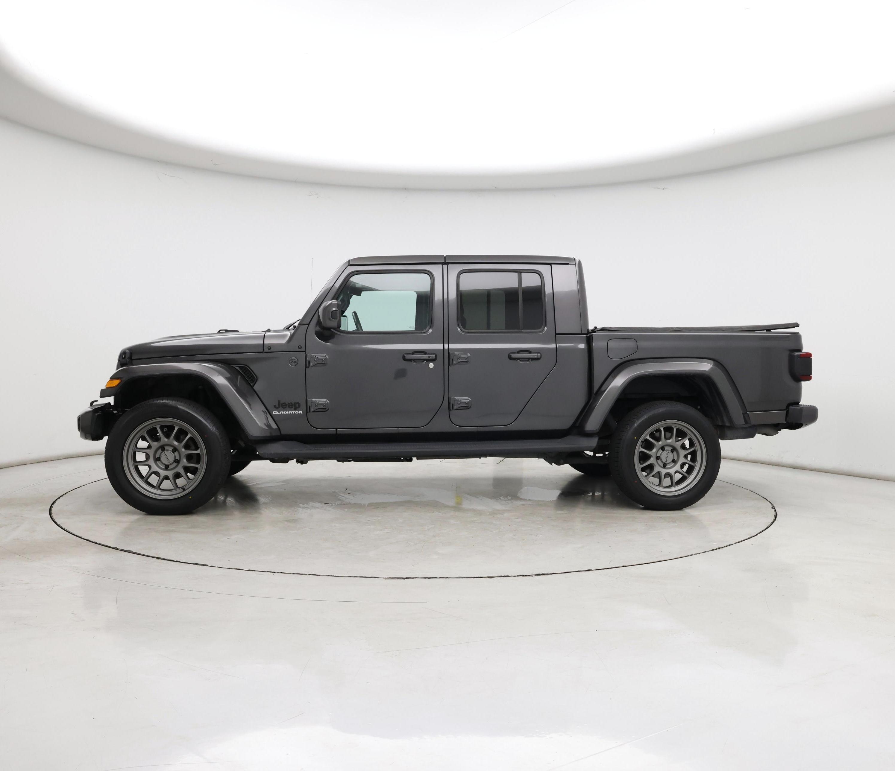 Thumbnail: 2021 Jeep Gladiator - 3
