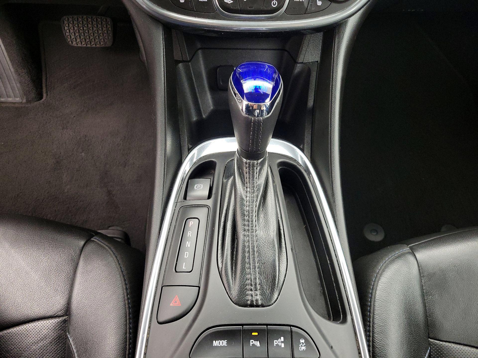 Thumbnail: 2016 Chevrolet Volt - 18