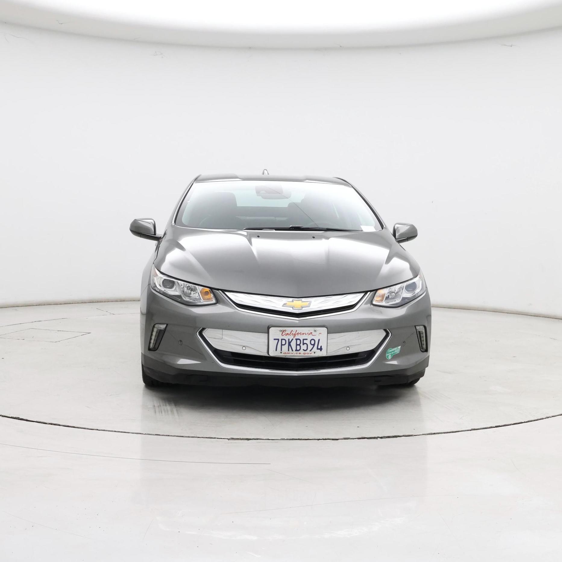 Thumbnail: 2016 Chevrolet Volt - 5
