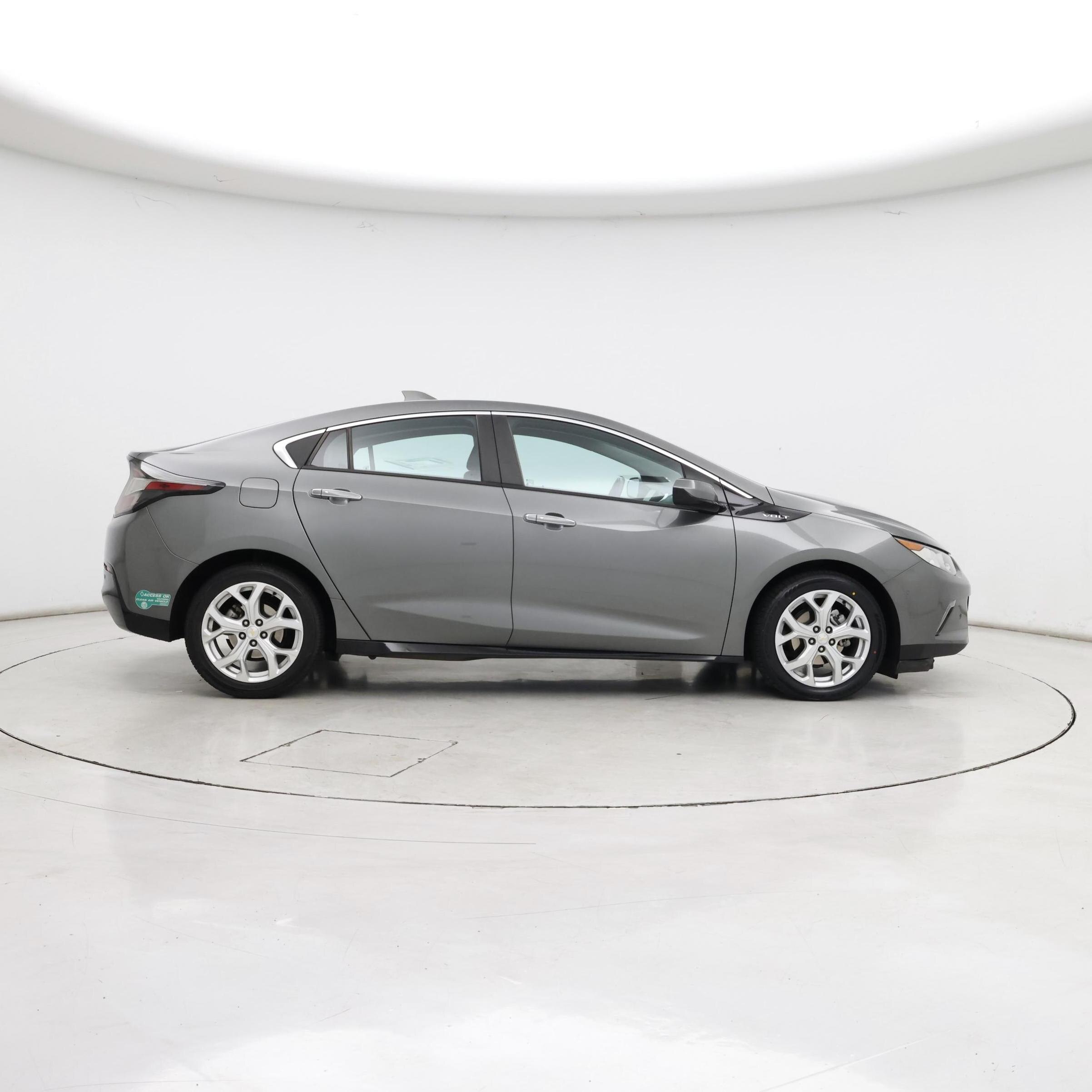 Thumbnail: 2016 Chevrolet Volt - 7
