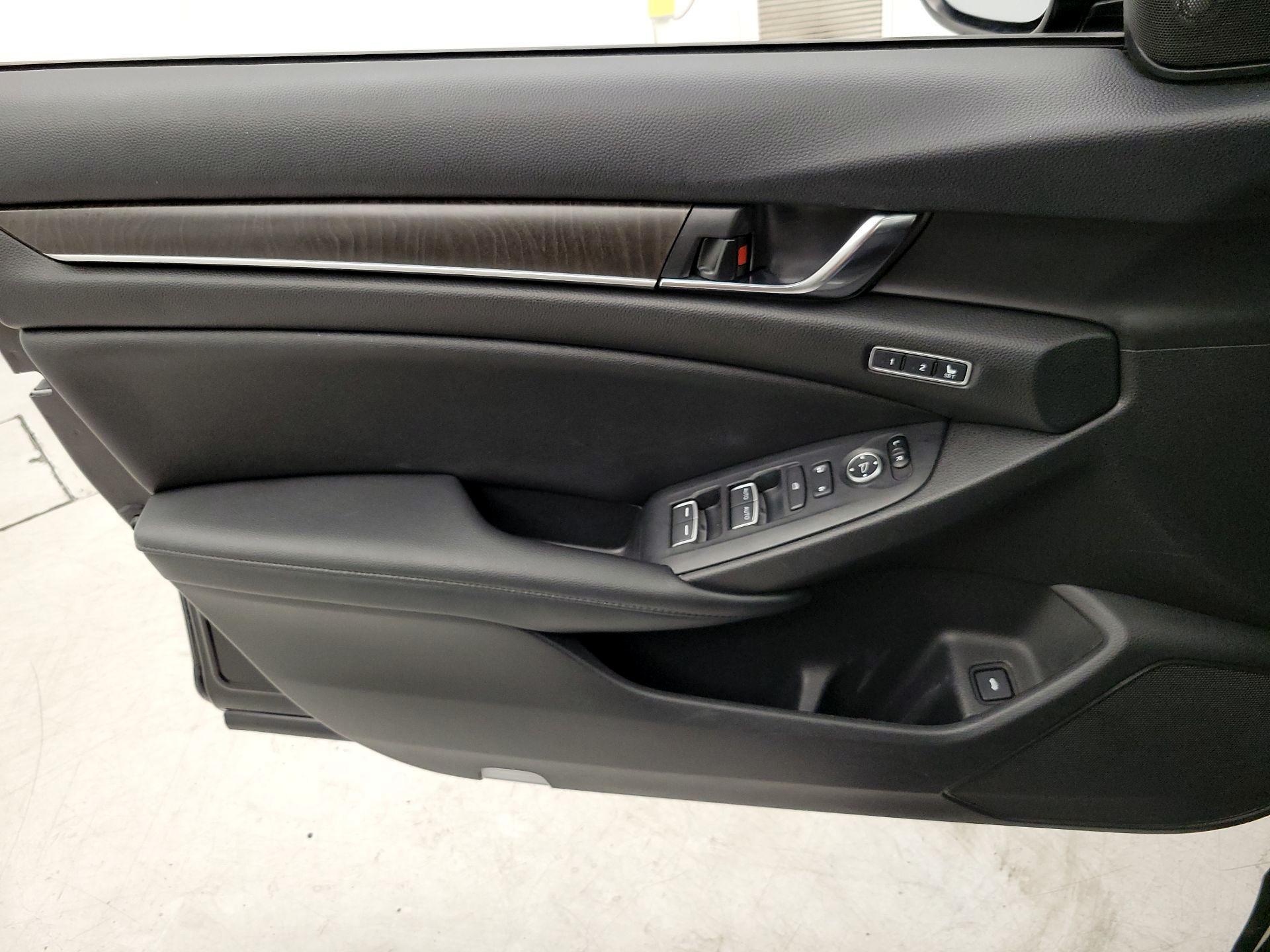 Thumbnail: 2021 Honda Accord - 12