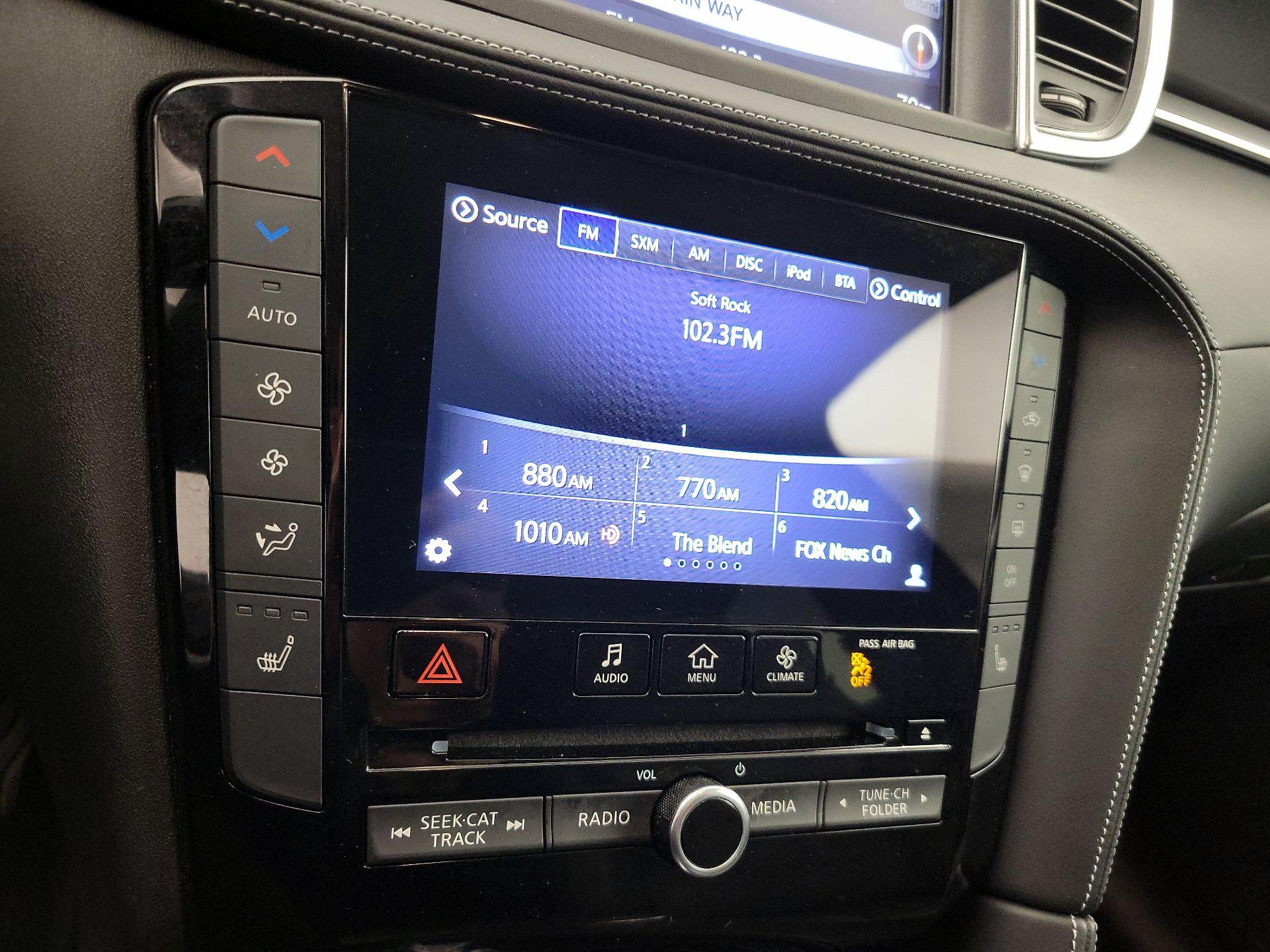 Thumbnail: 2019 INFINITI QX50 - 16