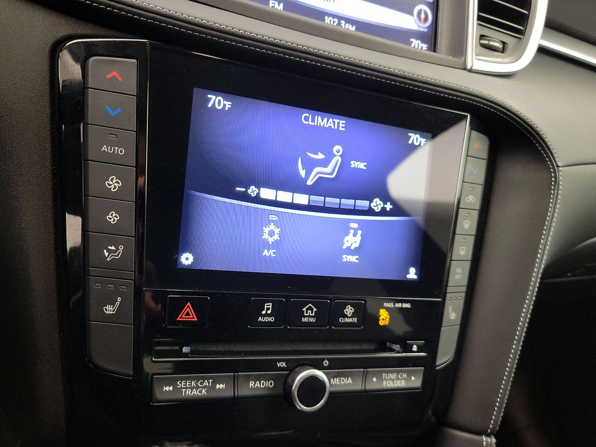 Thumbnail: 2019 INFINITI QX50 - 17