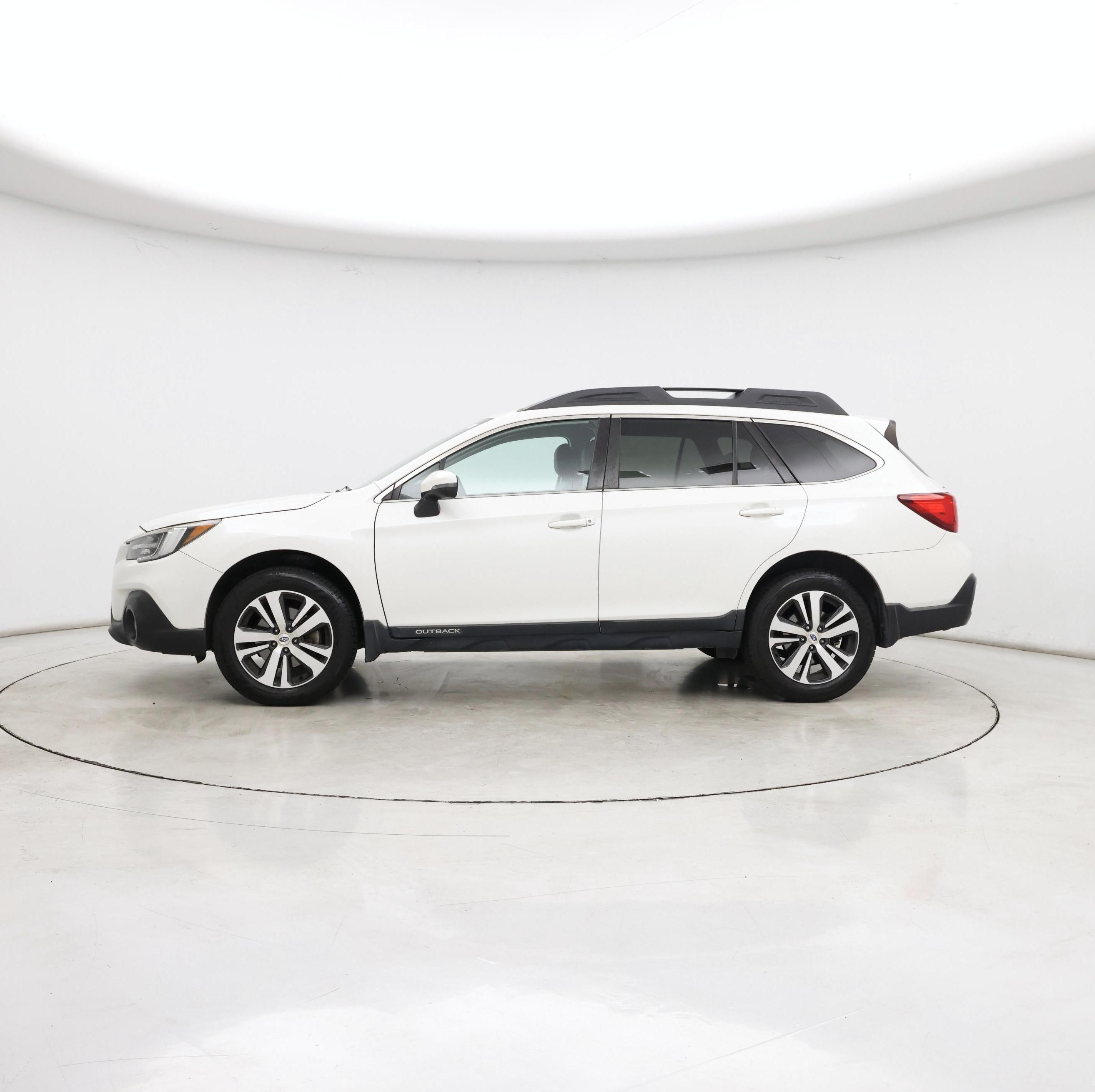 Thumbnail: 2018 Subaru Outback - 3