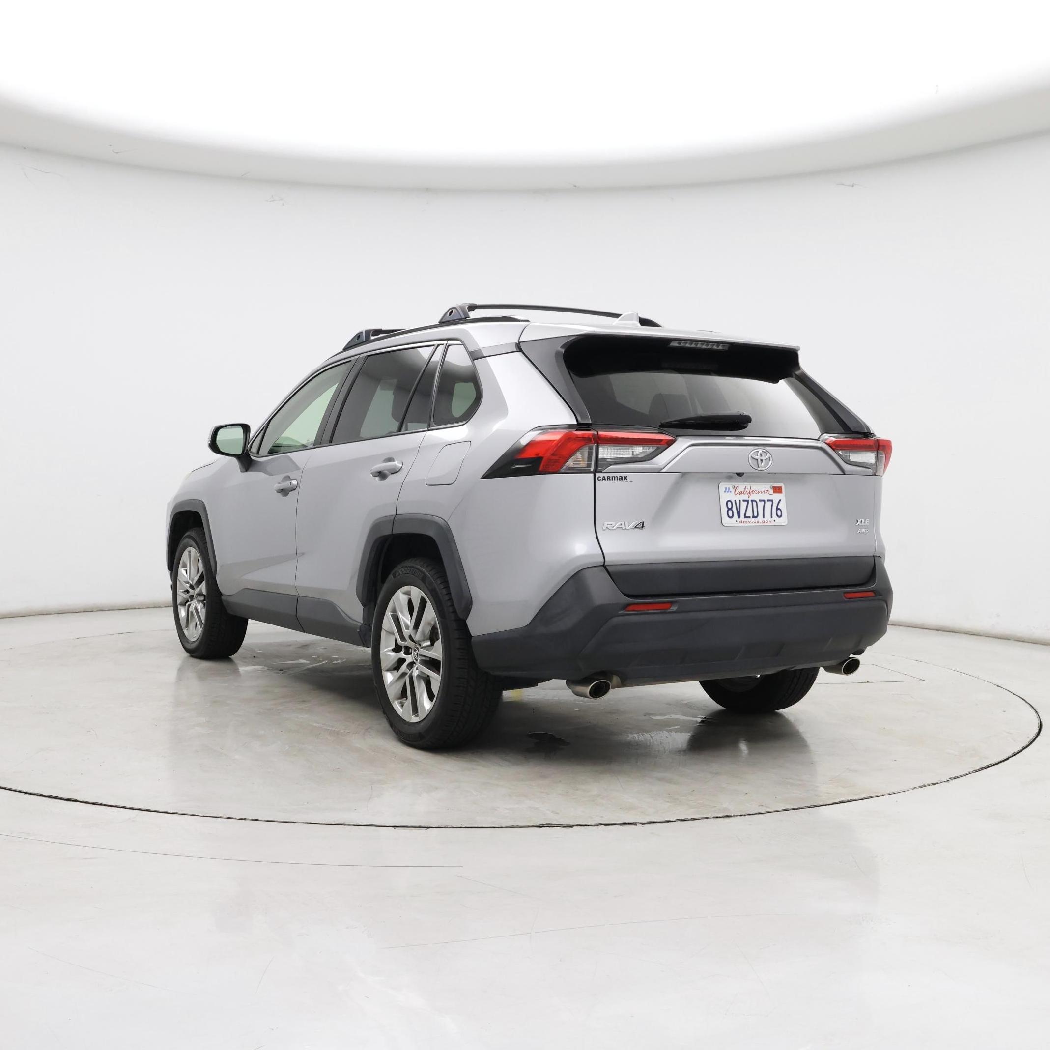 Thumbnail: 2019 Toyota RAV4 - 2
