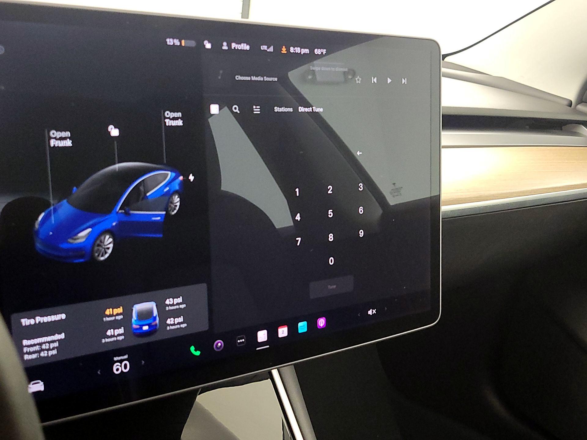 Thumbnail: 2020 Tesla Model 3 - 15