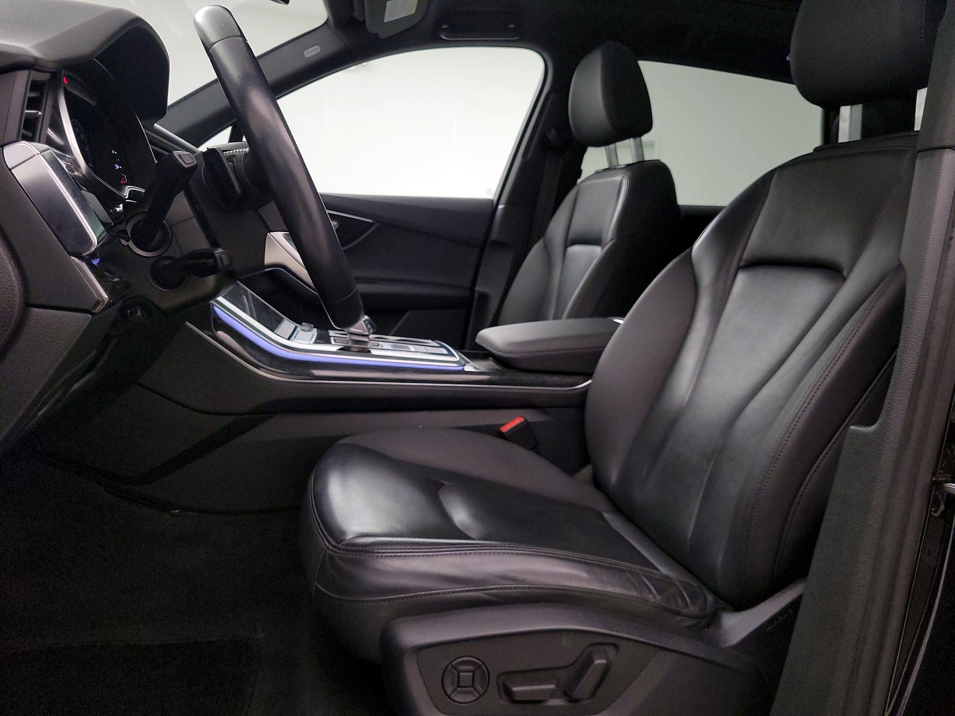 Thumbnail: 2020 Audi Q7 - 11