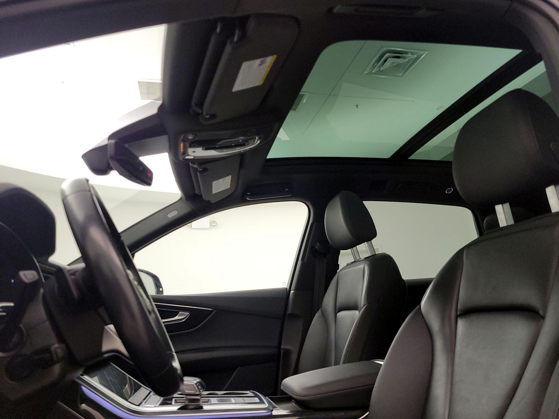 Thumbnail: 2020 Audi Q7 - 20