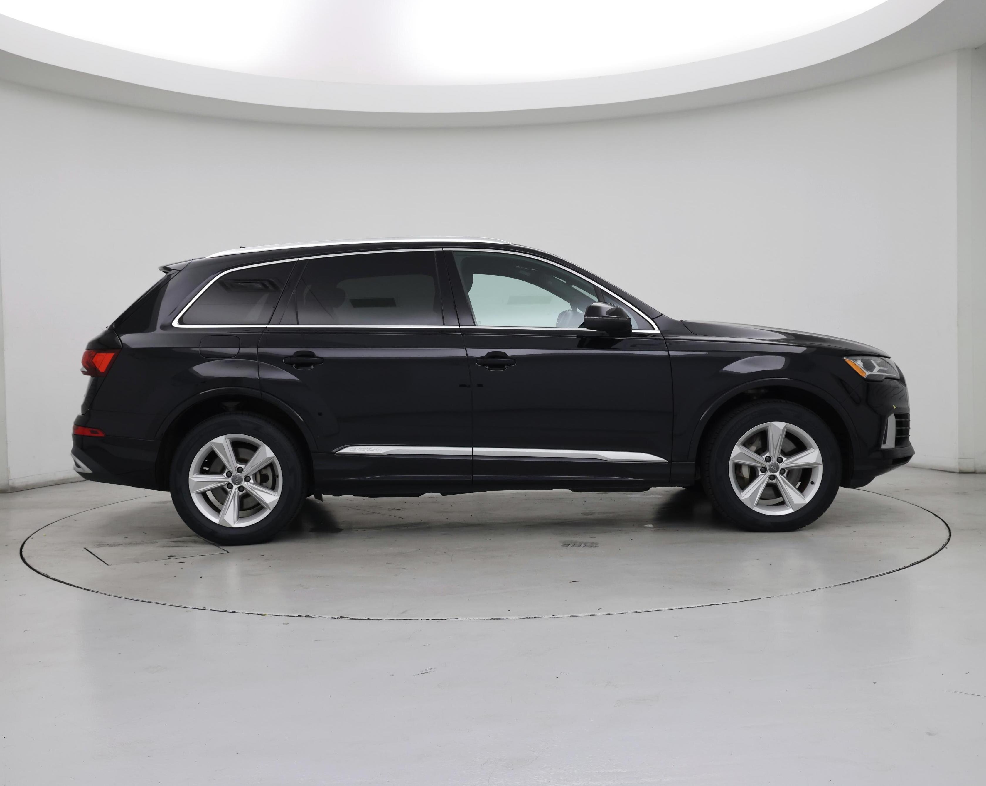 Thumbnail: 2020 Audi Q7 - 7