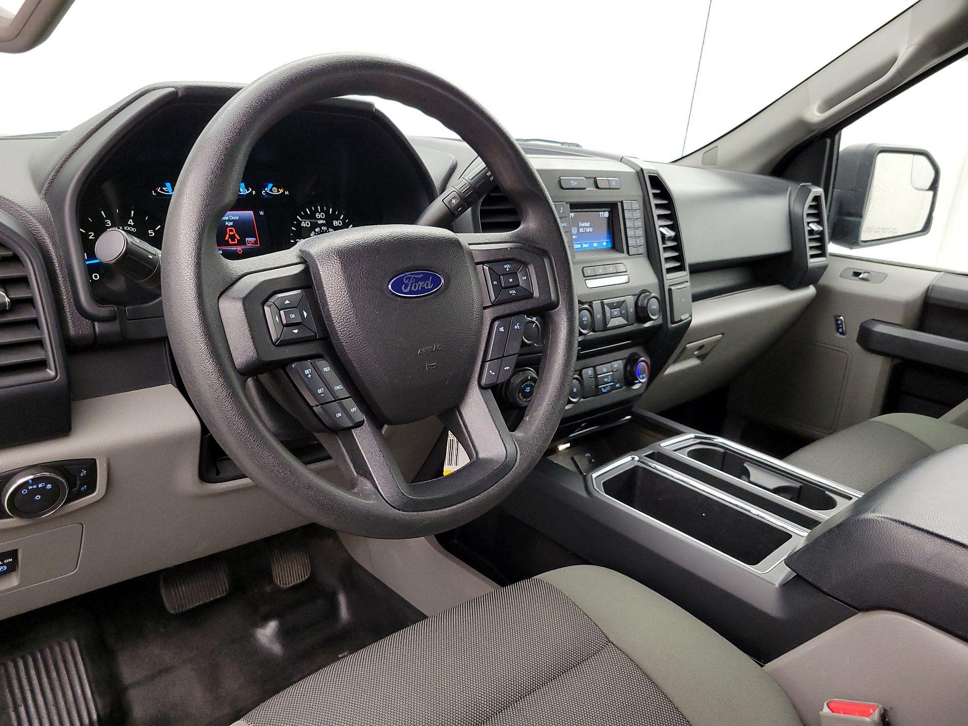 Thumbnail: 2016 Ford F-150 - 9