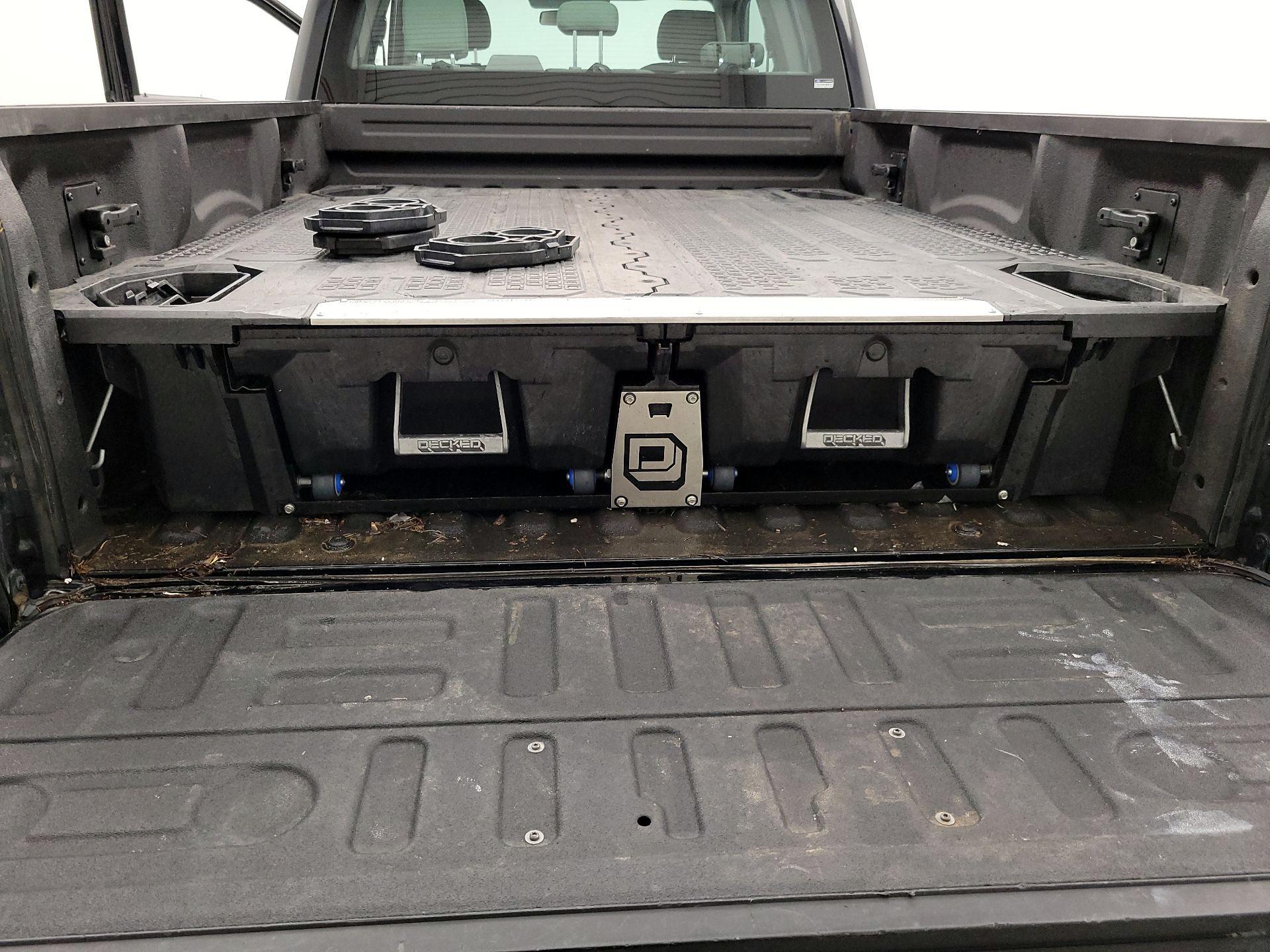 Thumbnail: 2016 Ford F-150 - 19