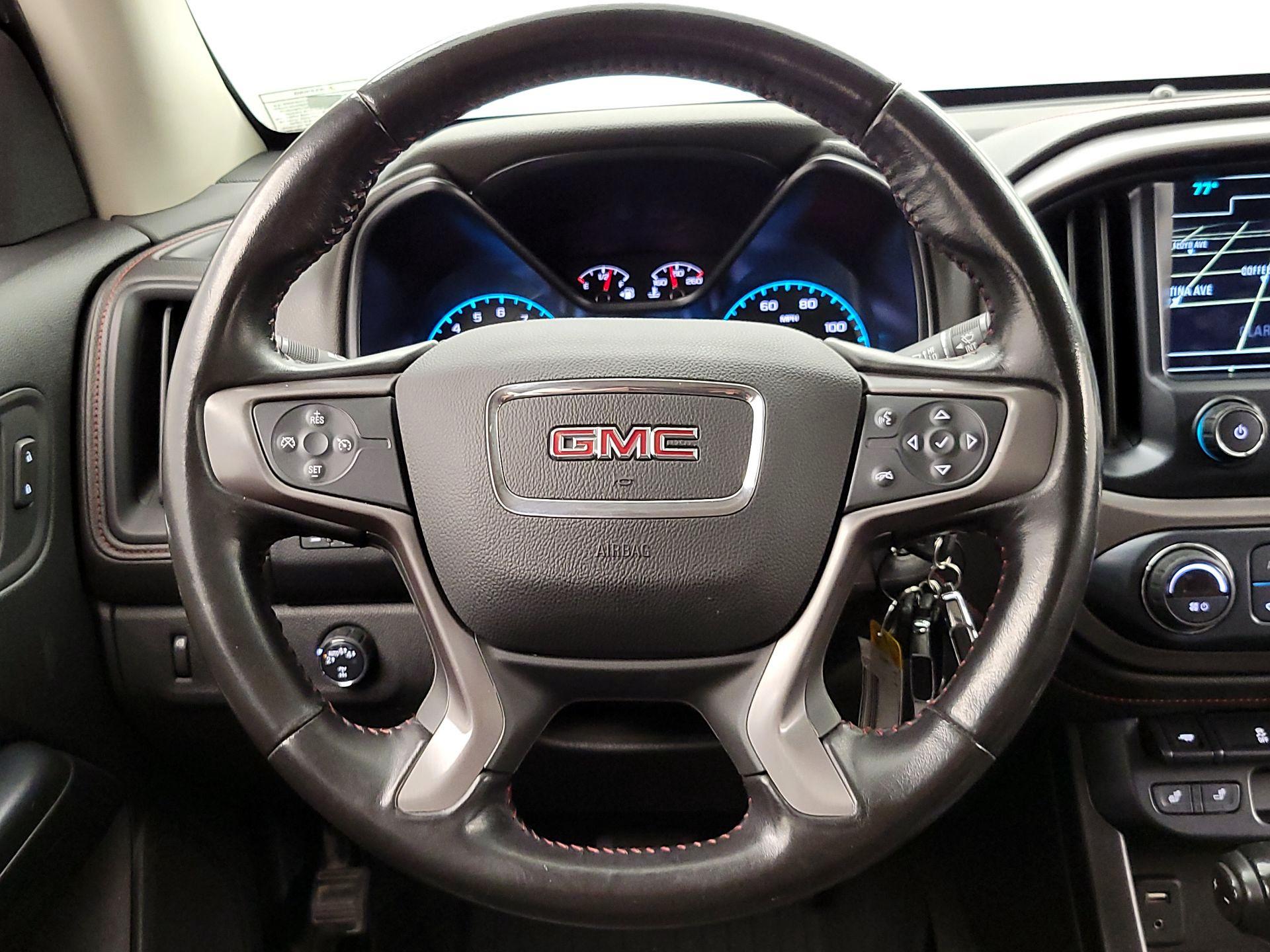 Thumbnail: 2018 GMC Canyon - 10